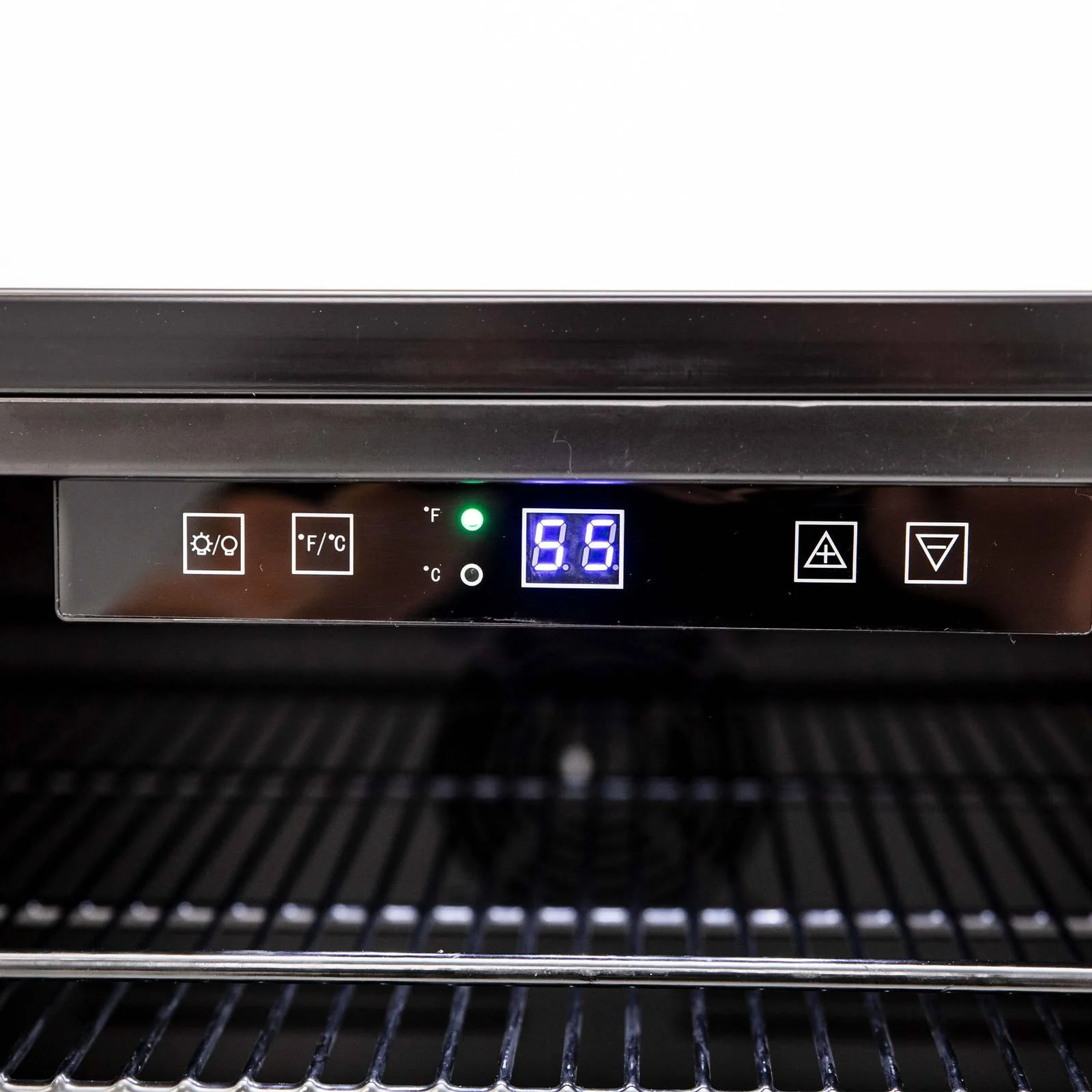 Avanti BVB52T4S 133 Can Beverage Center - Image 4