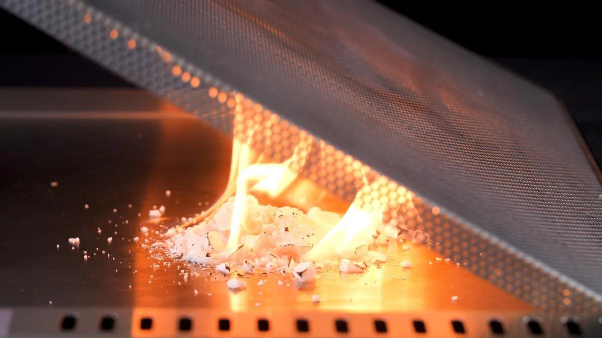 Blaze Grills BLZ4DPFG Blaze Drip Tray Flame Guard - Image 4
