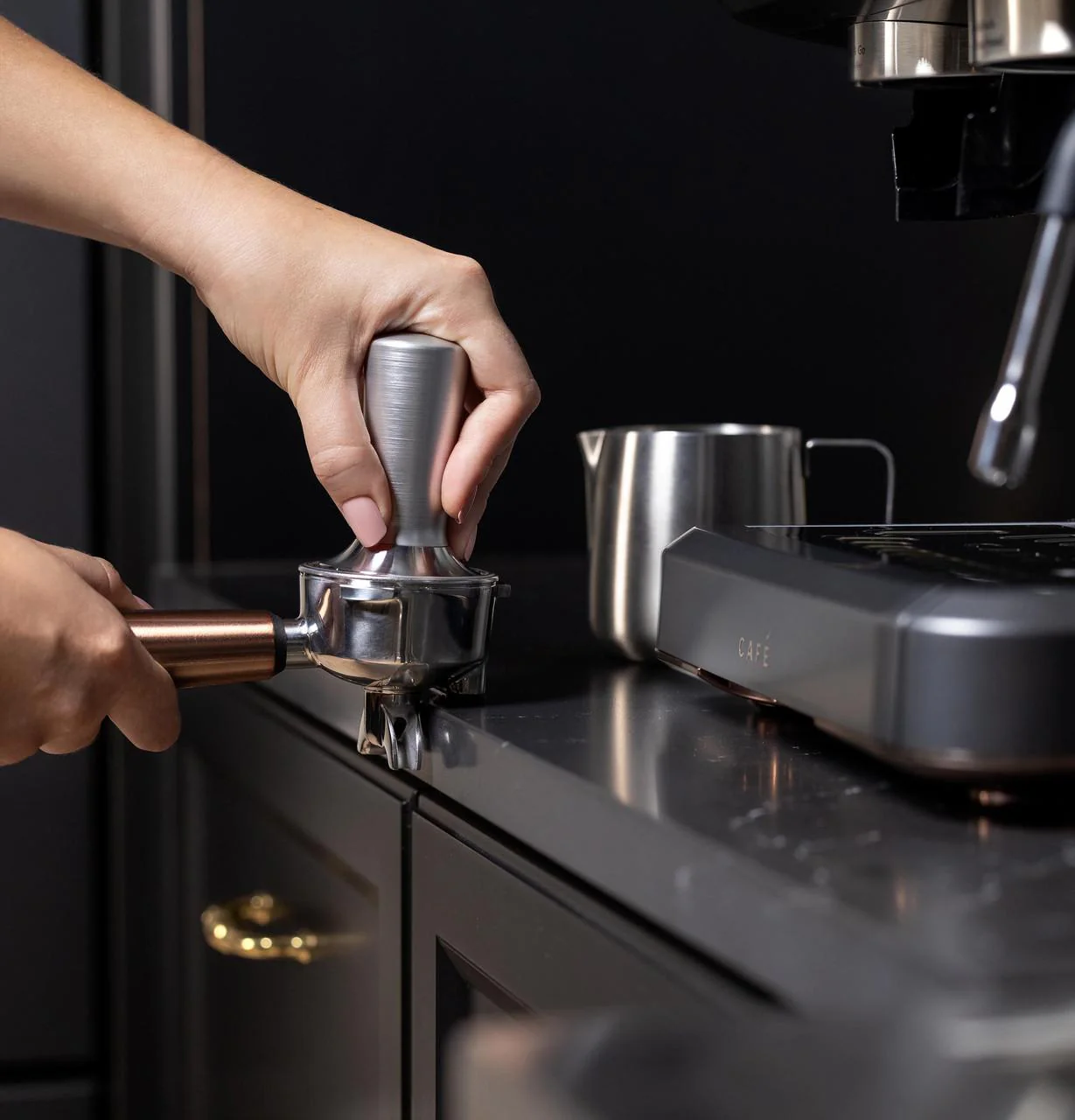 Cafe C7CESAS3RD3 Café™ Bellissimo Semi Automatic Espresso Machine + Frother - Image 7