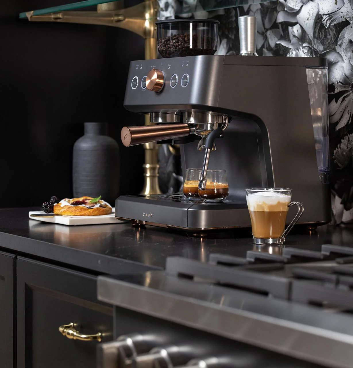 Cafe C7CESAS3RD3 Café™ Bellissimo Semi Automatic Espresso Machine + Frother - Image 9