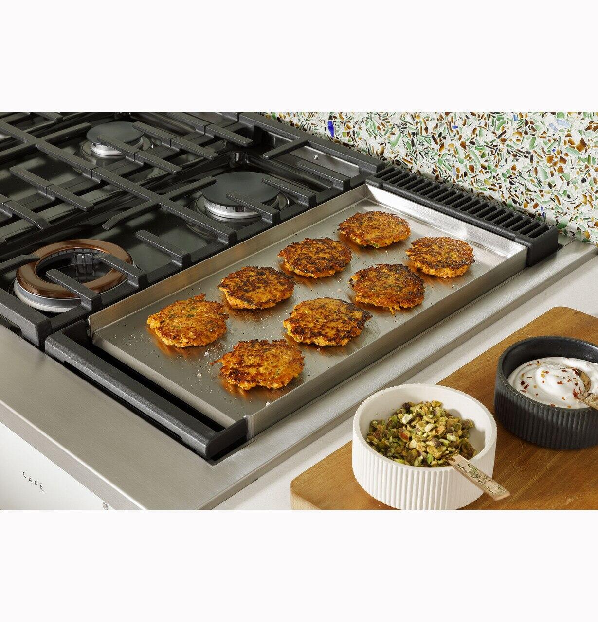 Cafe CGU486P2TS1 Café™ 48" Commercial-Style Gas Rangetop With 6 Burners And Integrated Griddle (Natural Gas) - Image 17