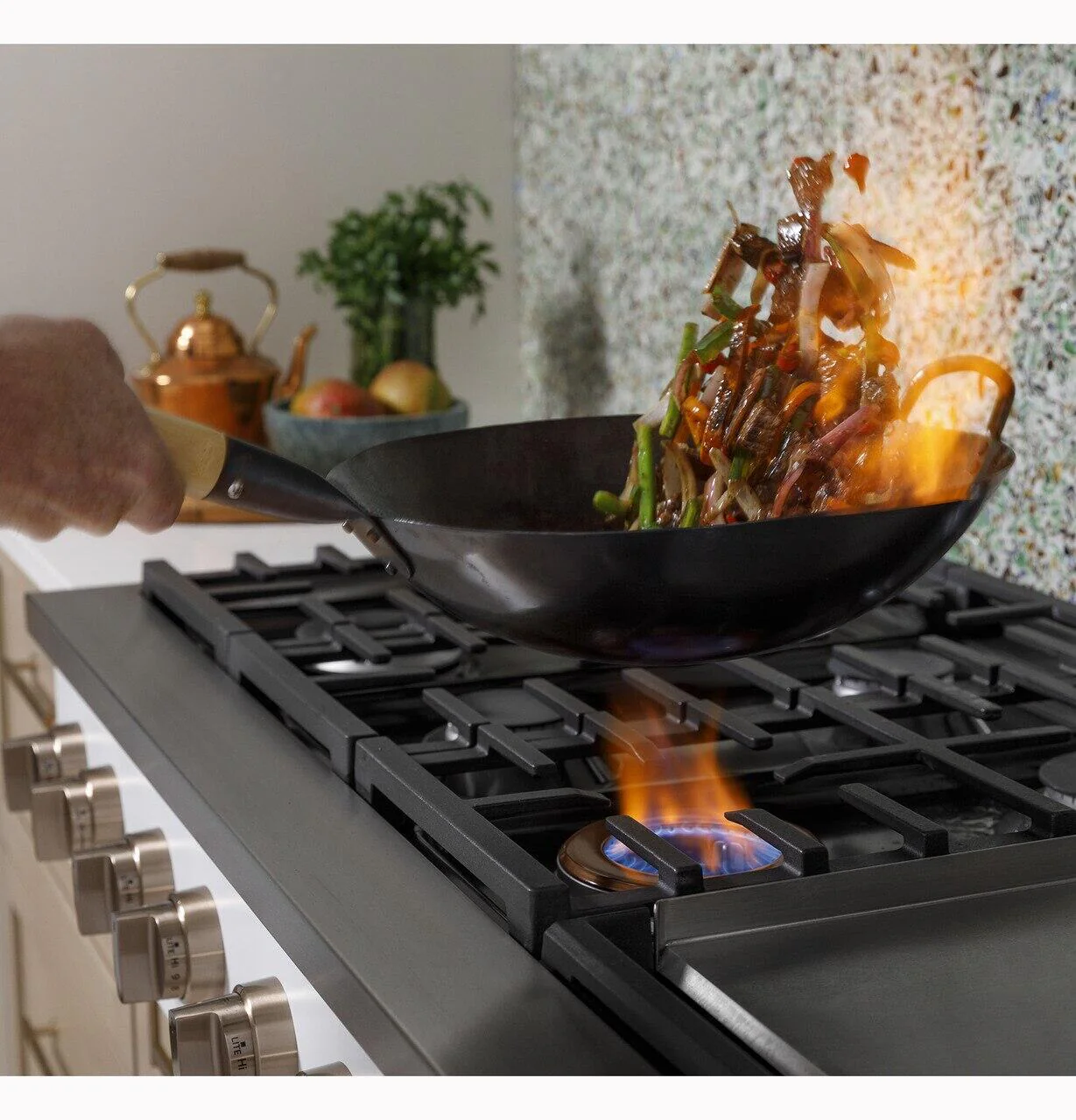 Cafe CGU486P2TS1 Café™ 48" Commercial-Style Gas Rangetop With 6 Burners And Integrated Griddle (Natural Gas) - Image 21