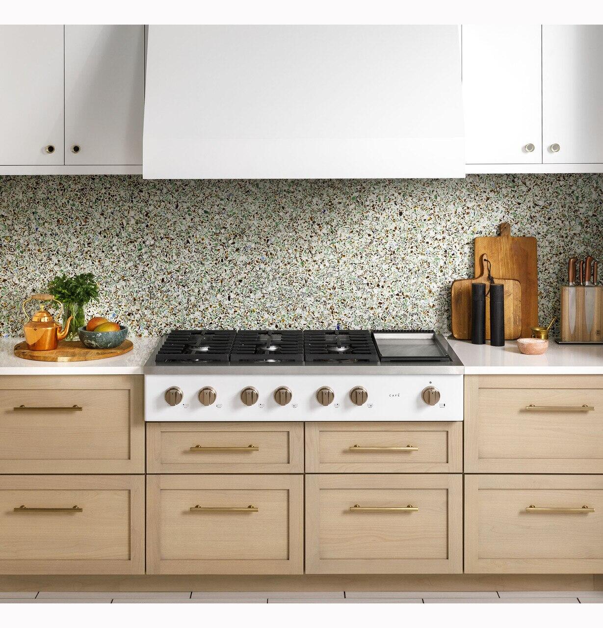 Cafe CGU486P4TW2 Café™ 48" Commercial-Style Gas Rangetop With 6 Burners And Integrated Griddle (Natural Gas) - Image 27