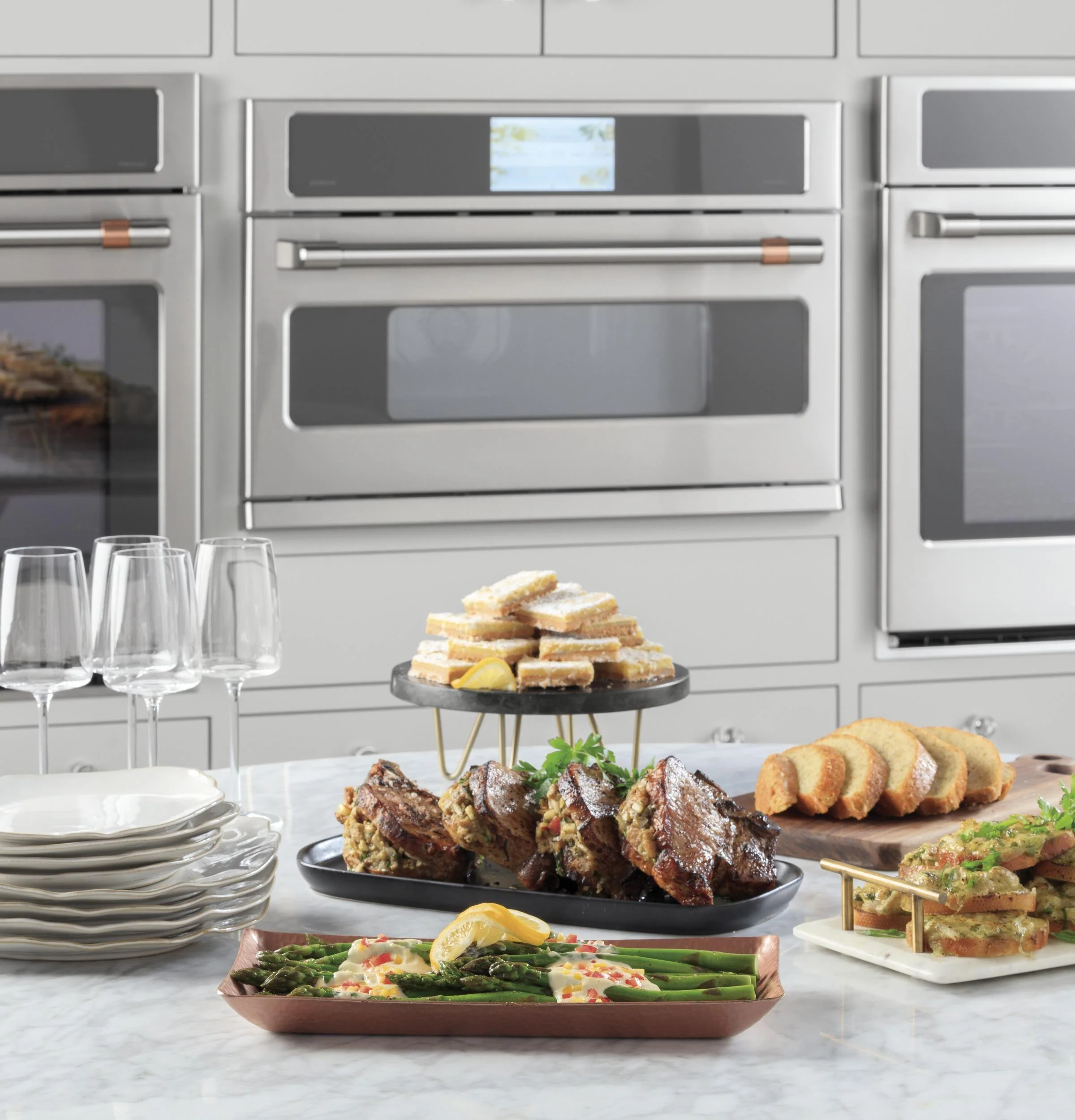 Cafe CSB913P4VW2 Café™ 30" Smart Five In One Oven With 120V Advantium® Technology - Image 2