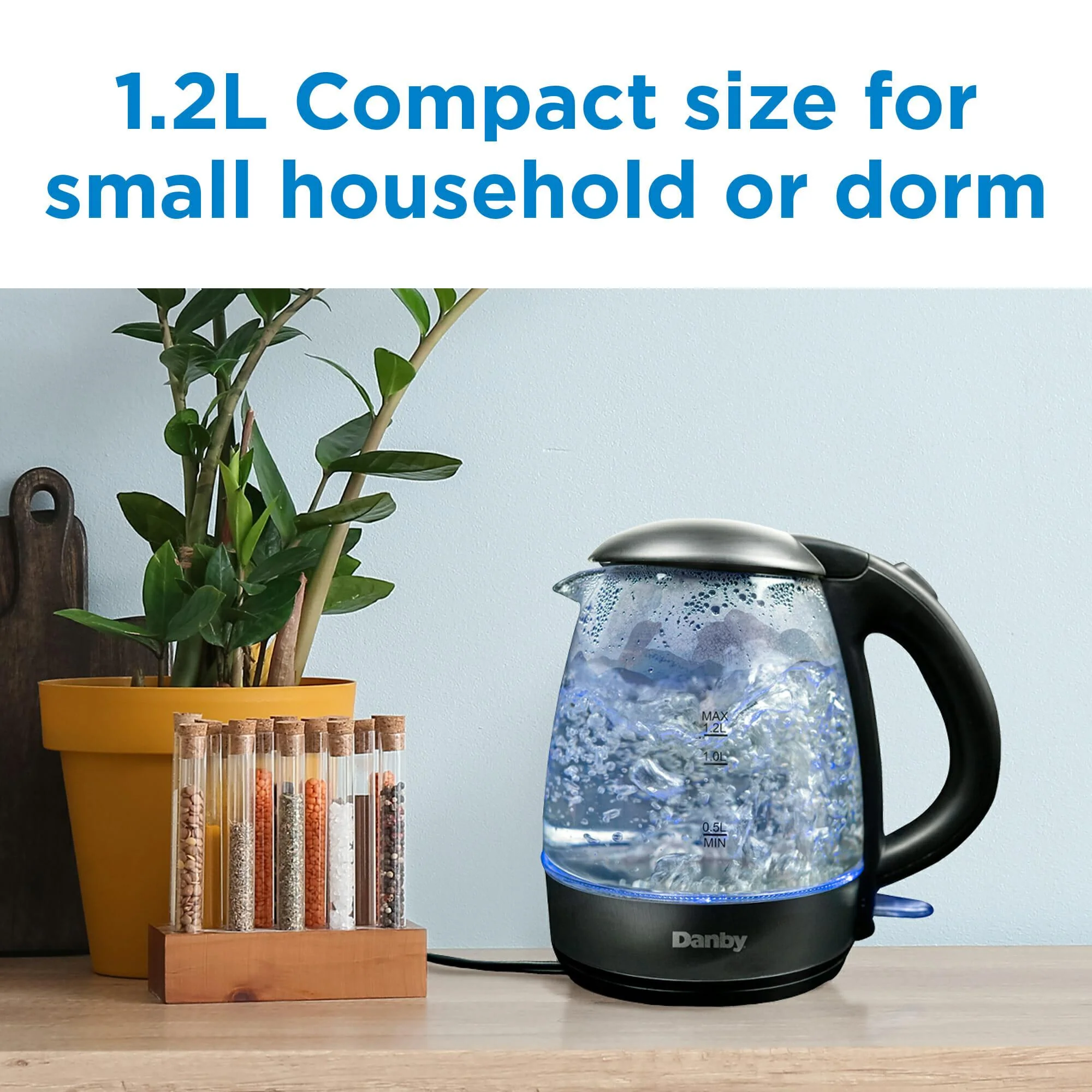 Danby DBKT12013BD11 Danby 1.2L Glass Kettle In Black - Image 5