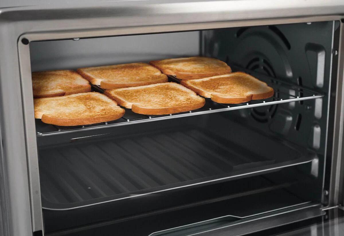 Danby DBTO0961ABSS Danby 0.9 Cu. Ft./25L Convection Toaster Oven With Air Fry Technology, Digital Lcd Display - Image 3