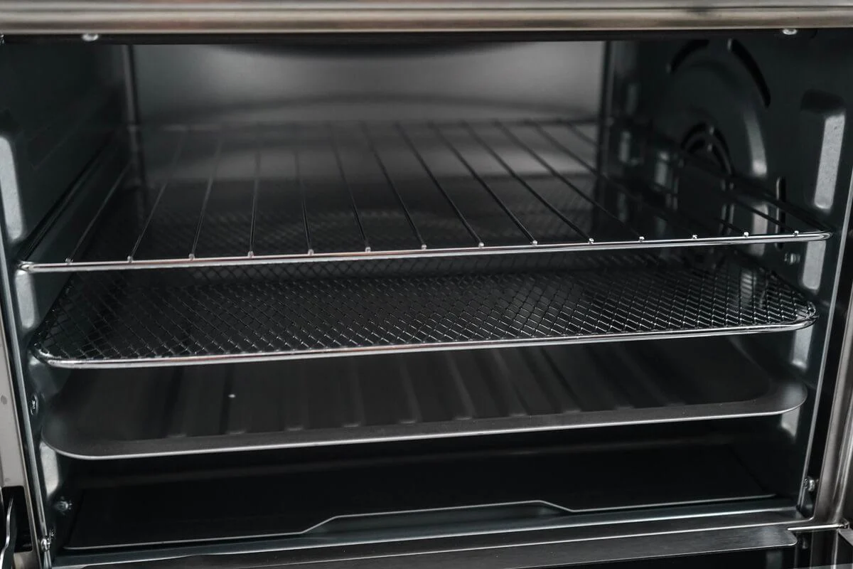 Danby DBTO0961ABSS Danby 0.9 Cu. Ft./25L Convection Toaster Oven With Air Fry Technology, Digital Lcd Display - Image 6