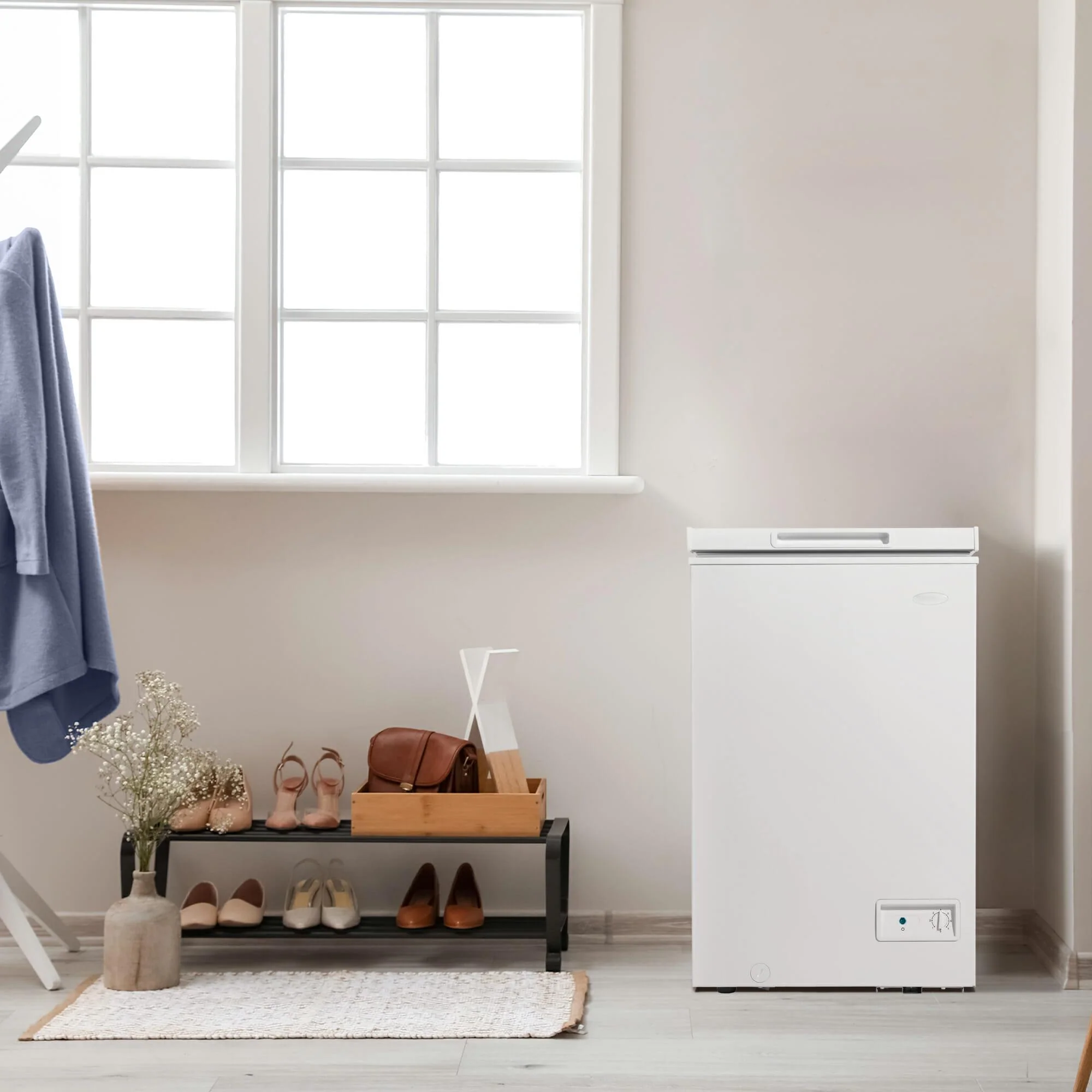 Danby DCF035A6WM Danby 3.5 Cu. Ft. Square Model Chest Freezer Doe - Image 10