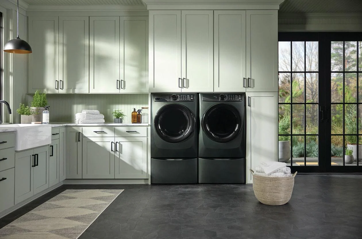 Electrolux ELFG7738AA Electrolux Front Load Perfect Steam™ Gas Dryer With Luxcare® Dry And Instant Refresh - 8.0 Cu. Ft. - Image 27