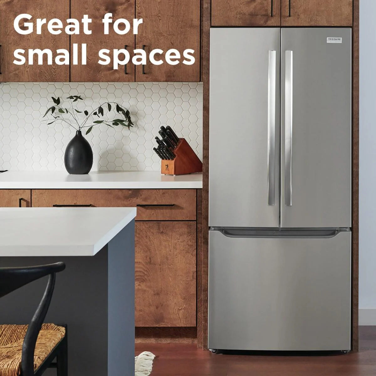 Frigidaire GRFN2023AF Frigidaire Gallery 20.0 Cu. Ft. Standard-Depth French Door Refrigerator - Image 10