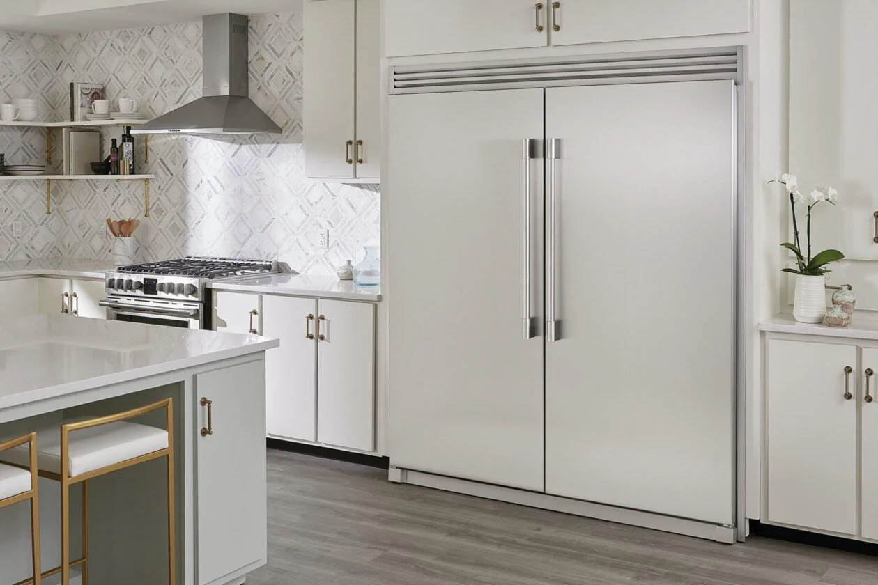 Frigidaire PRDF1922AF Frigidaire Professional 19 Cu. Ft. Single-Door Freezer - Image 6
