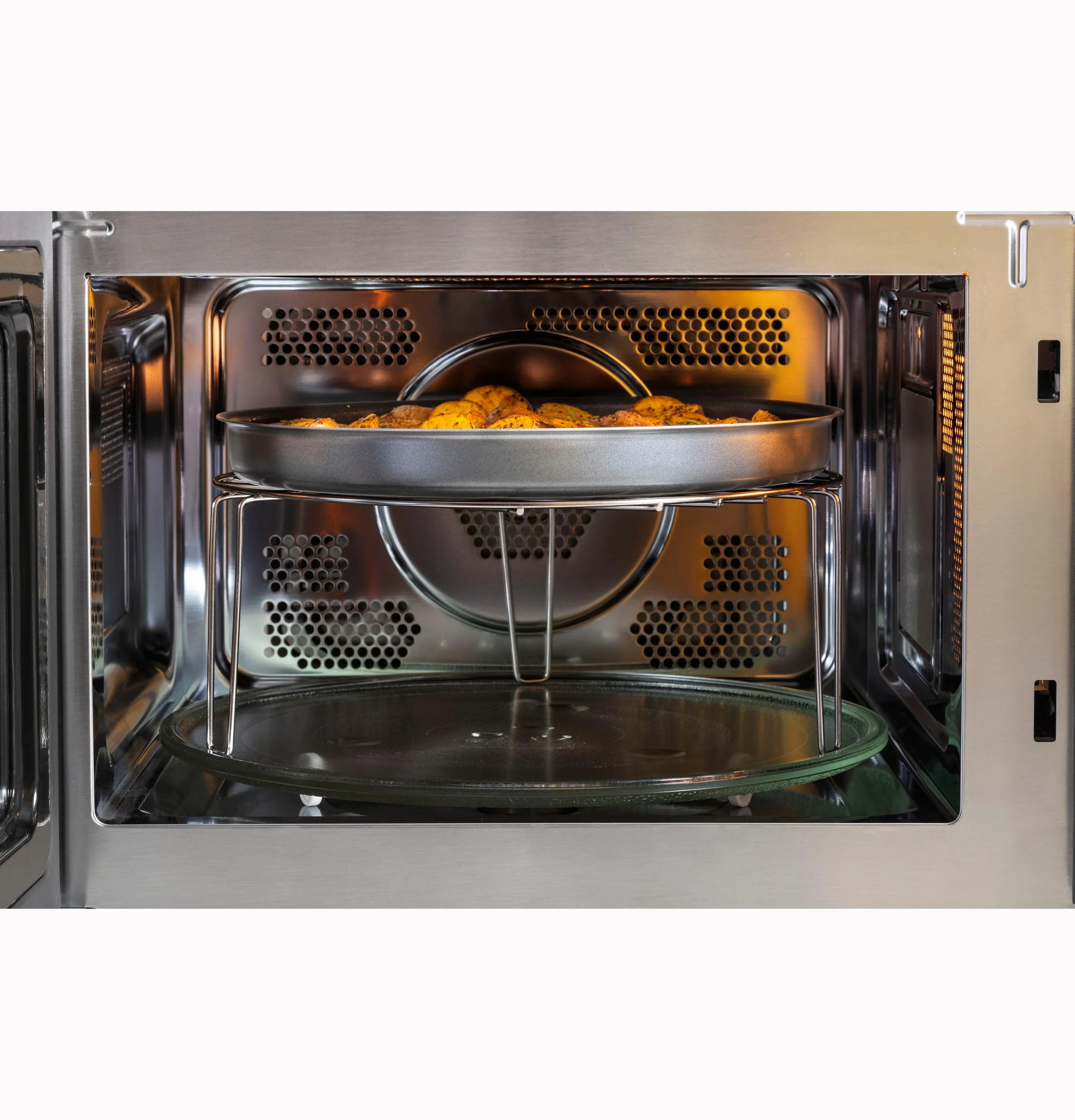 Ge Appliances GCST10A1WSS Ge® 1.0 Cu. Ft. Capacity Countertop Convection Microwave Oven With Air Fry - Image 6