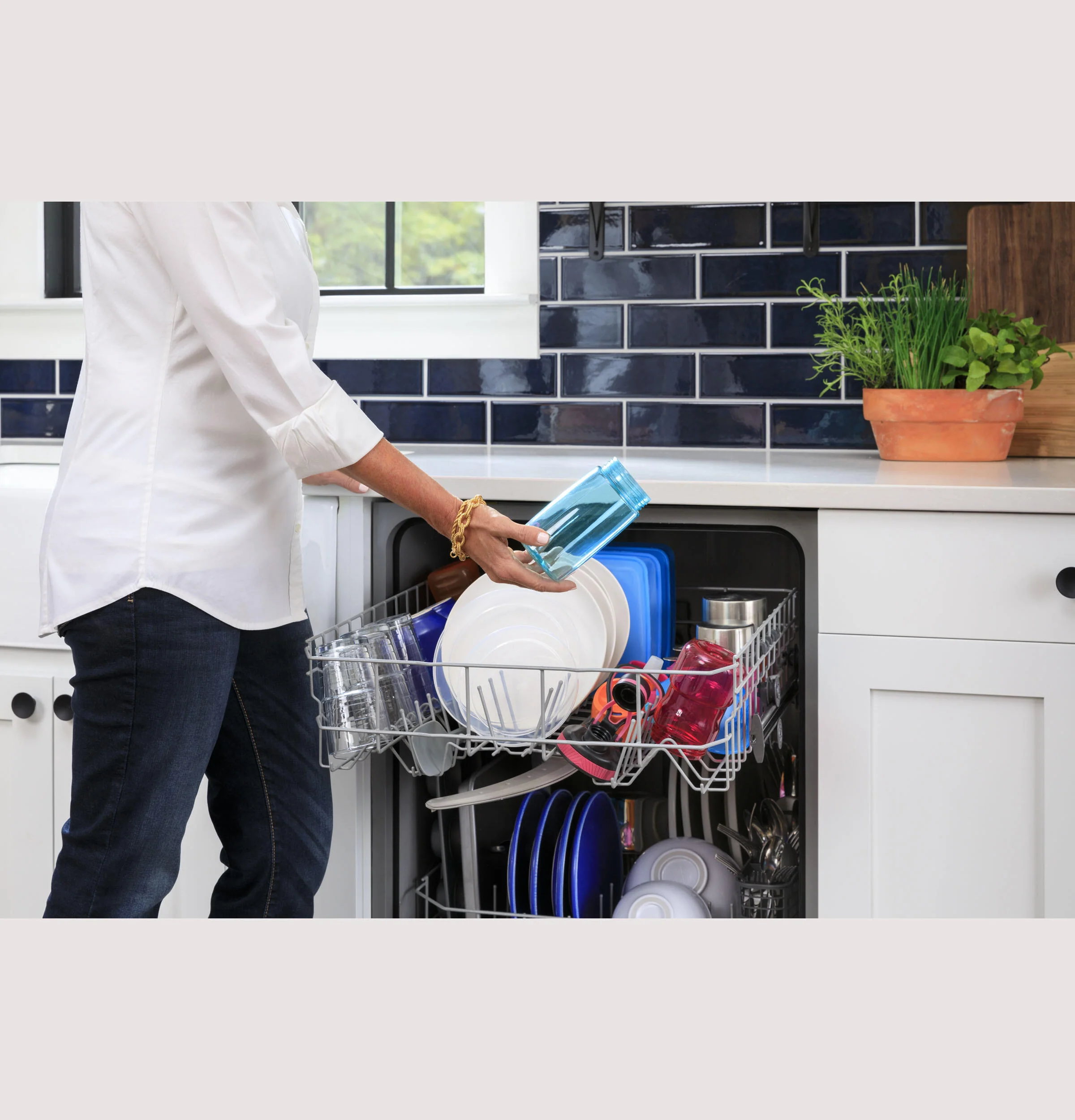 Ge Appliances GDF450PSRSS Ge® Dishwasher With Front Controls - Image 7