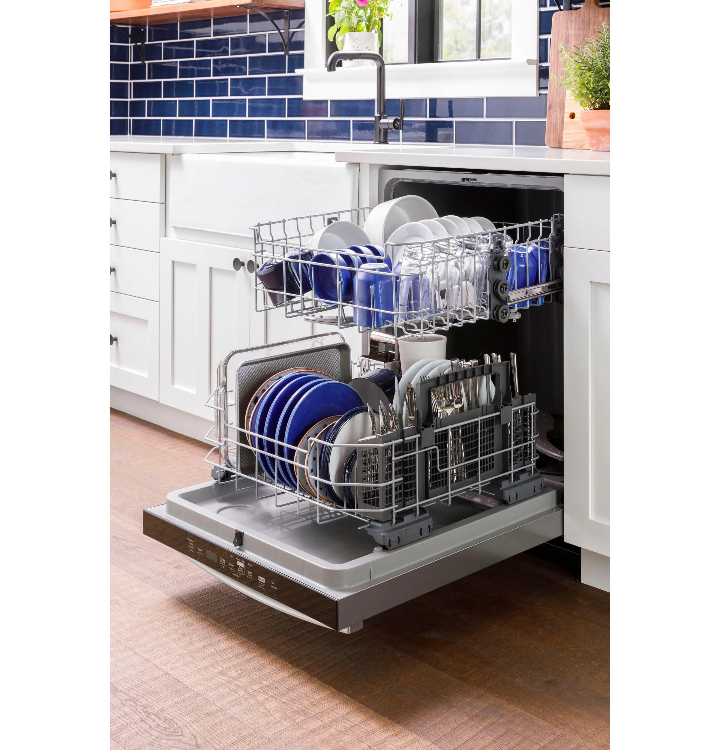 Ge Appliances GDT550PMRES Ge® Top Control With Plastic Interior Dishwasher With Sanitize Cycle & Dry Boost - Image 8