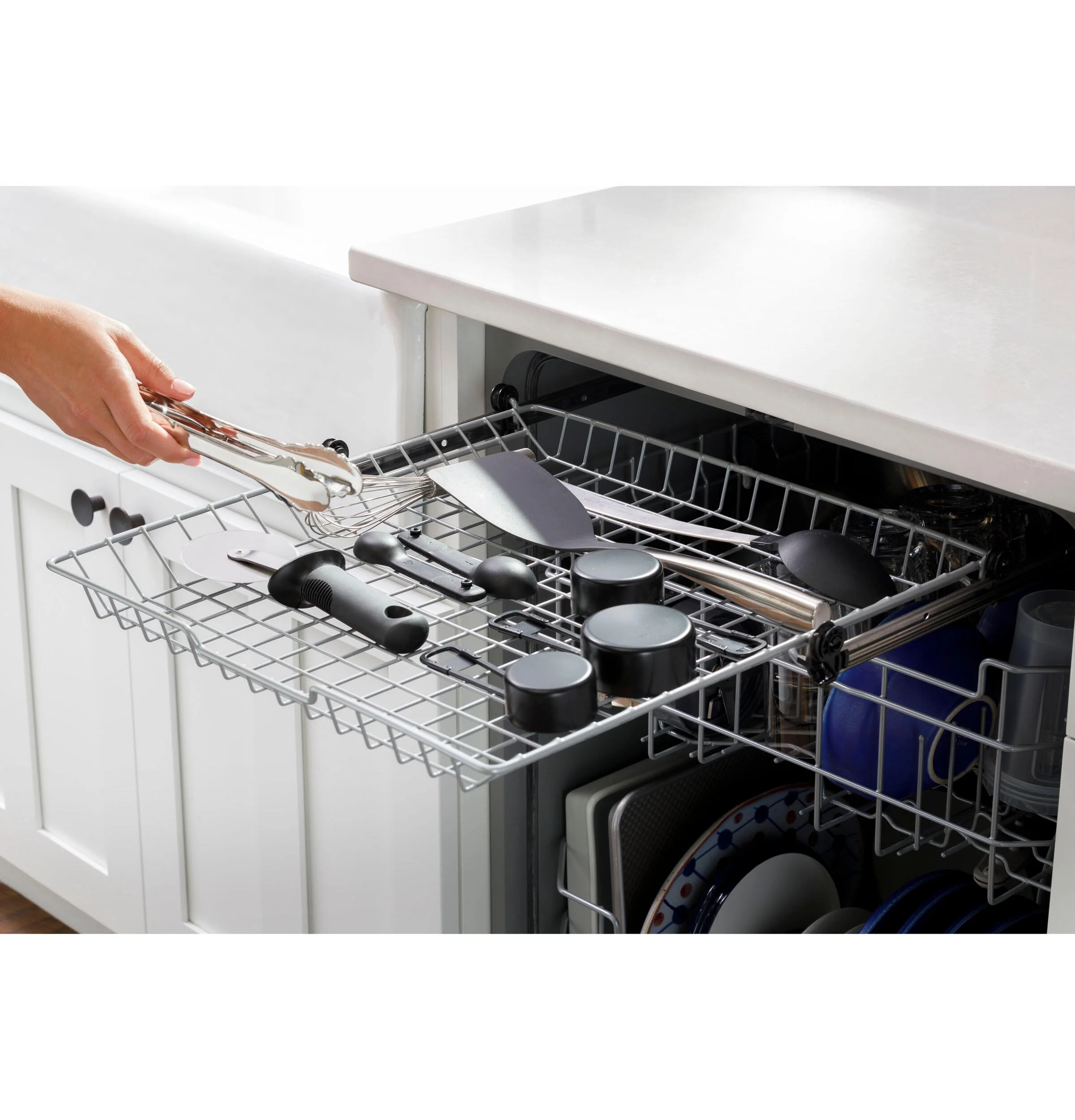Ge Appliances GDT630PMRES Ge® Top Control With Plastic Interior Dishwasher With Sanitize Cycle & Dry Boost - Image 12