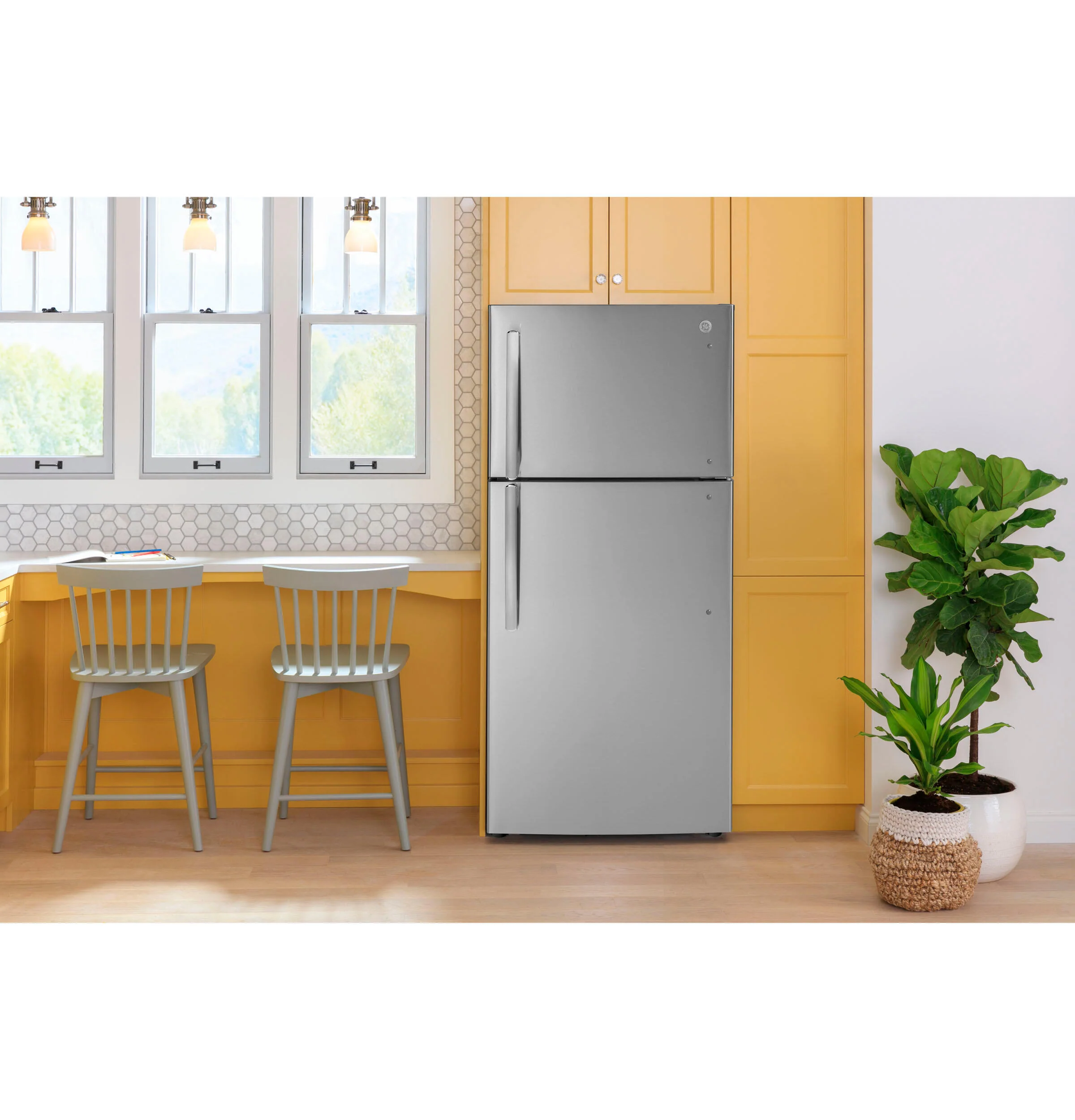 Ge Appliances GTE18MSRRSS Ge® Energy Star® 18.3 Cu. Ft. Top-Freezer Refrigerator - Image 9