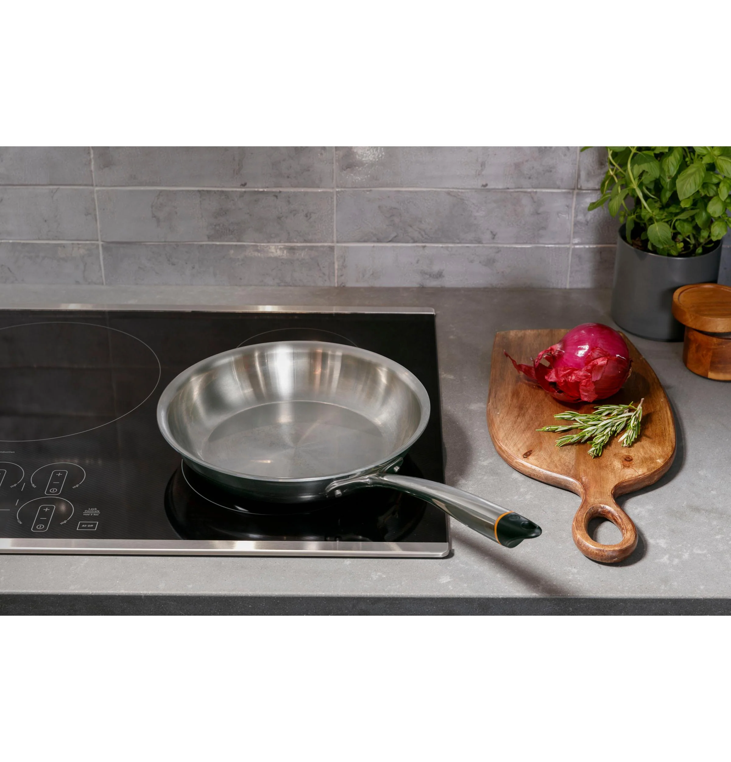 Ge Appliances PHP9036STSS Ge Profile™ 36" Built-In Touch Control Induction Cooktop - Image 20