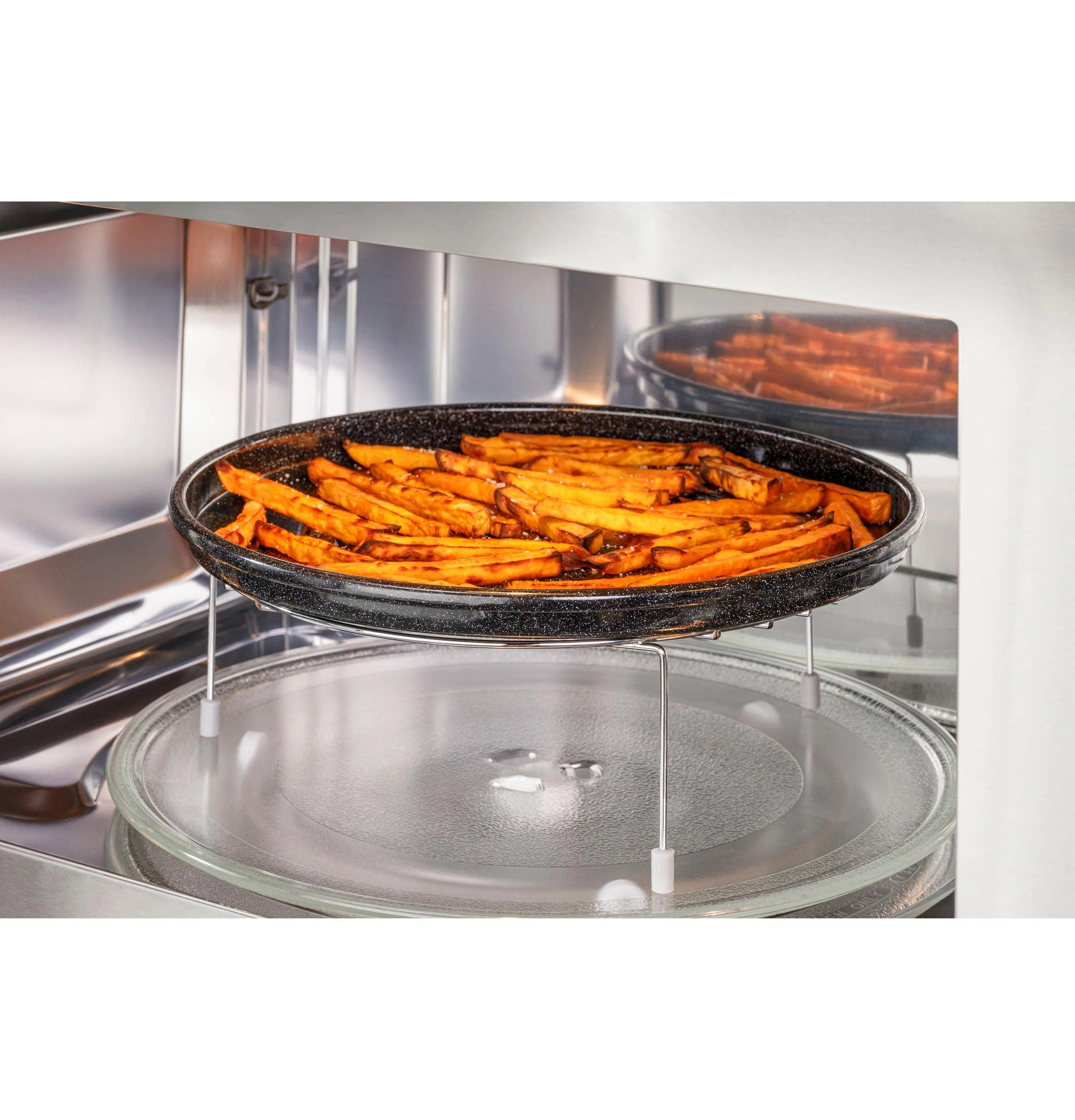 Ge Appliances PVM9179RYSS Ge Profile™ 1.7 Cu. Ft. Convection Over-The-Range Microwave Oven - Image 3