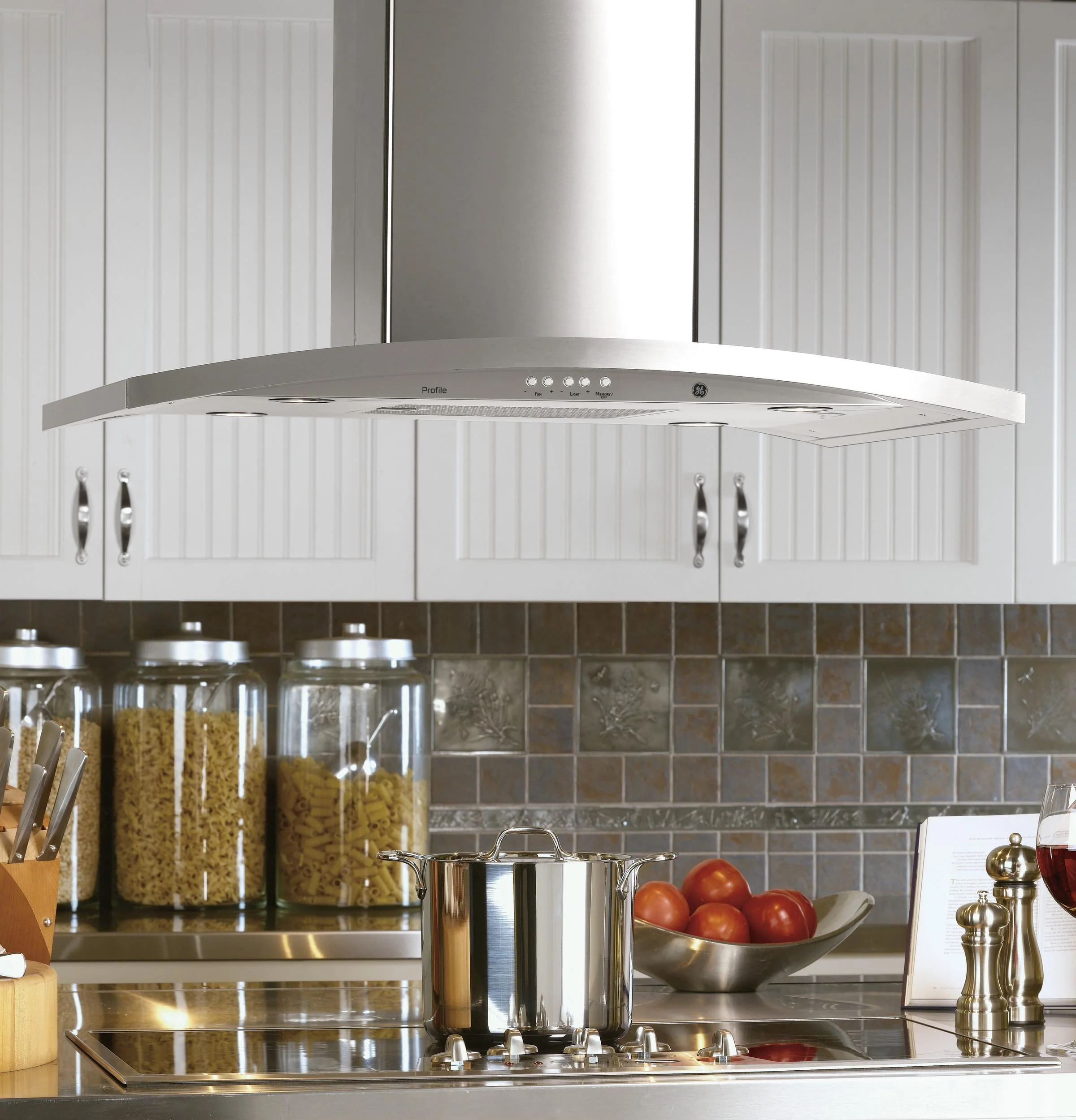 Ge Appliances UVI7361SWSS 36" Island-Mount Chimney Hood - Image 3