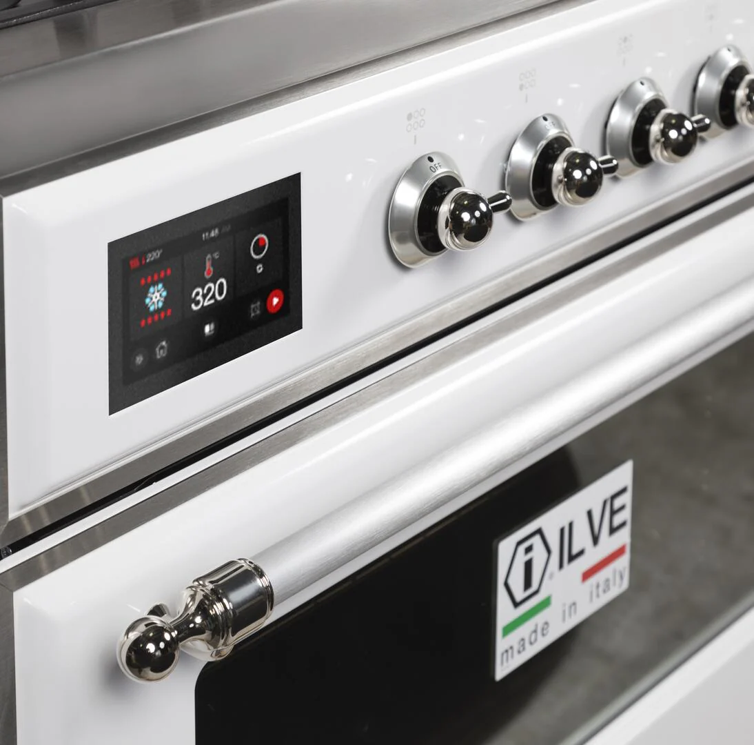 Ilve UM09FDNS3WHC Majestic Ii 36 Inch Dual Fuel Natural Gas Freestanding Range In White With Chrome Trim - Image 5