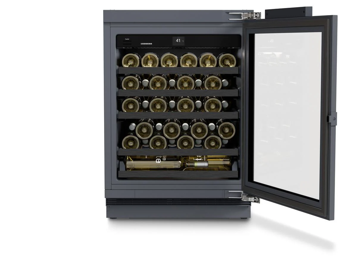 Liebherr UW3710 Wine Fridge Suitable For Undercounter Installation For Wine Tempering - Image 3