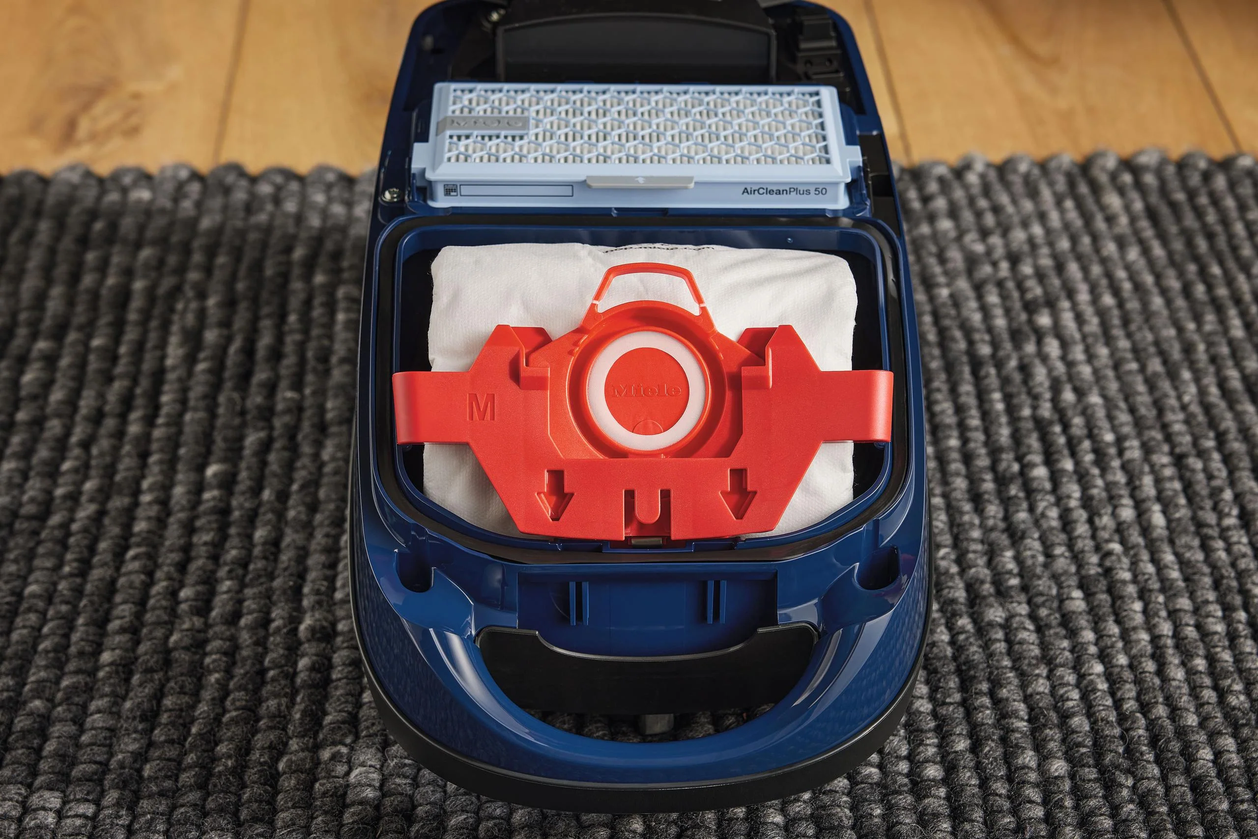 Miele FJMAIRCLEAN3D Airclean 3D Efficiency Fjm Dustbags - Ensures That Dust Picked Up Stays Inside The Machine. - Image 5