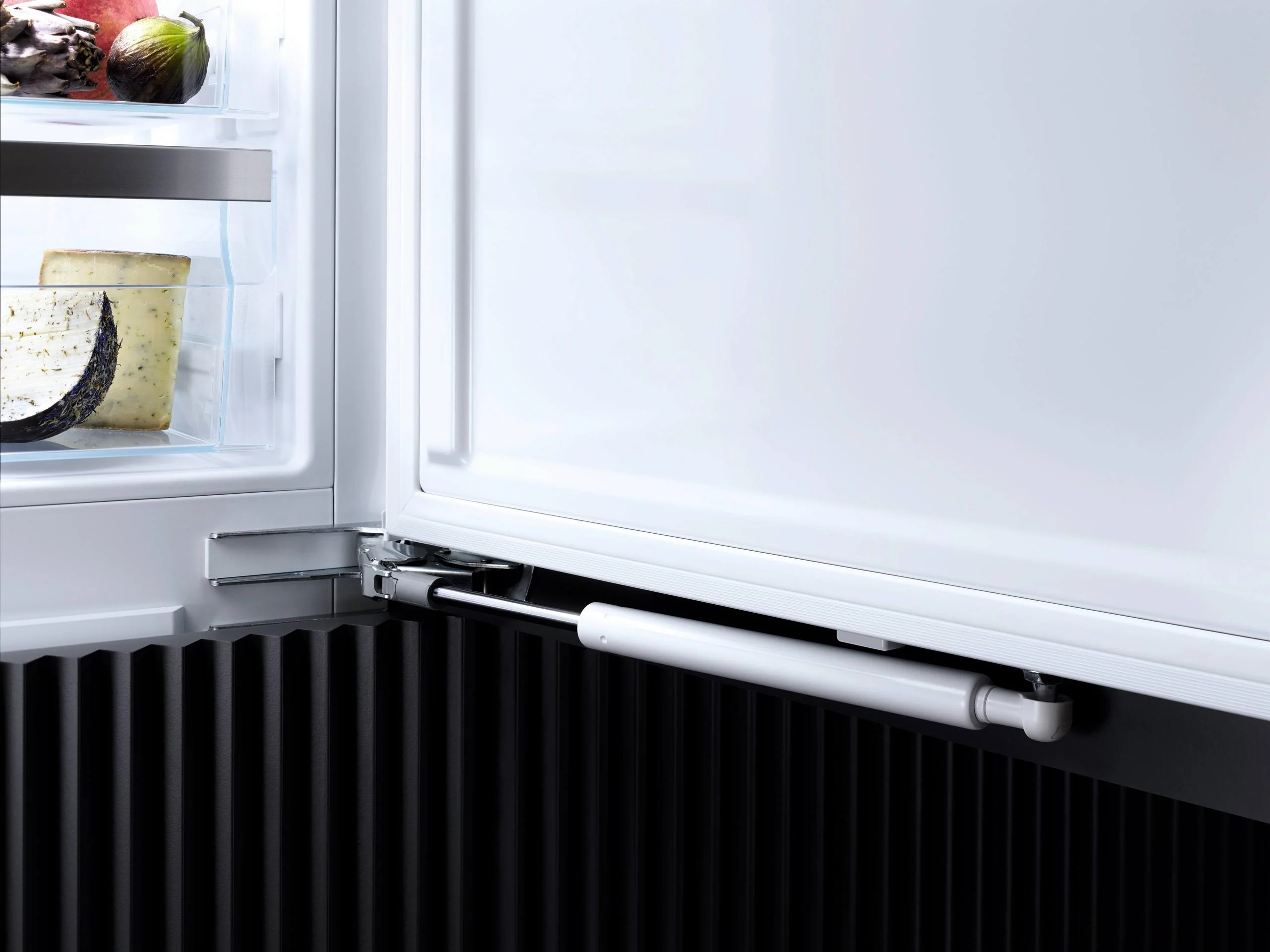 Miele KS7793D Ks 7793 D - Perfectcool Refrigerator With Perfectfresh Active, Flexilight 2.0, And Flexitray For Maximum Convenience. - Image 8