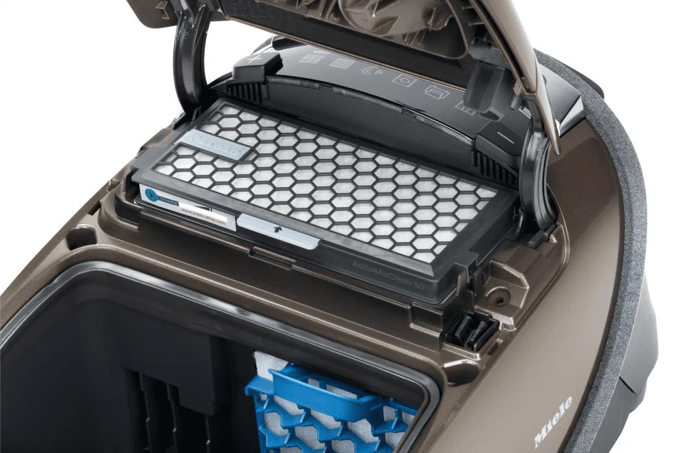Miele SFAA50 Sf Aa 50 - Active Airclean Filter With Timestrip® For Effective Filtration Of Unpleasant Odors. - Image 4