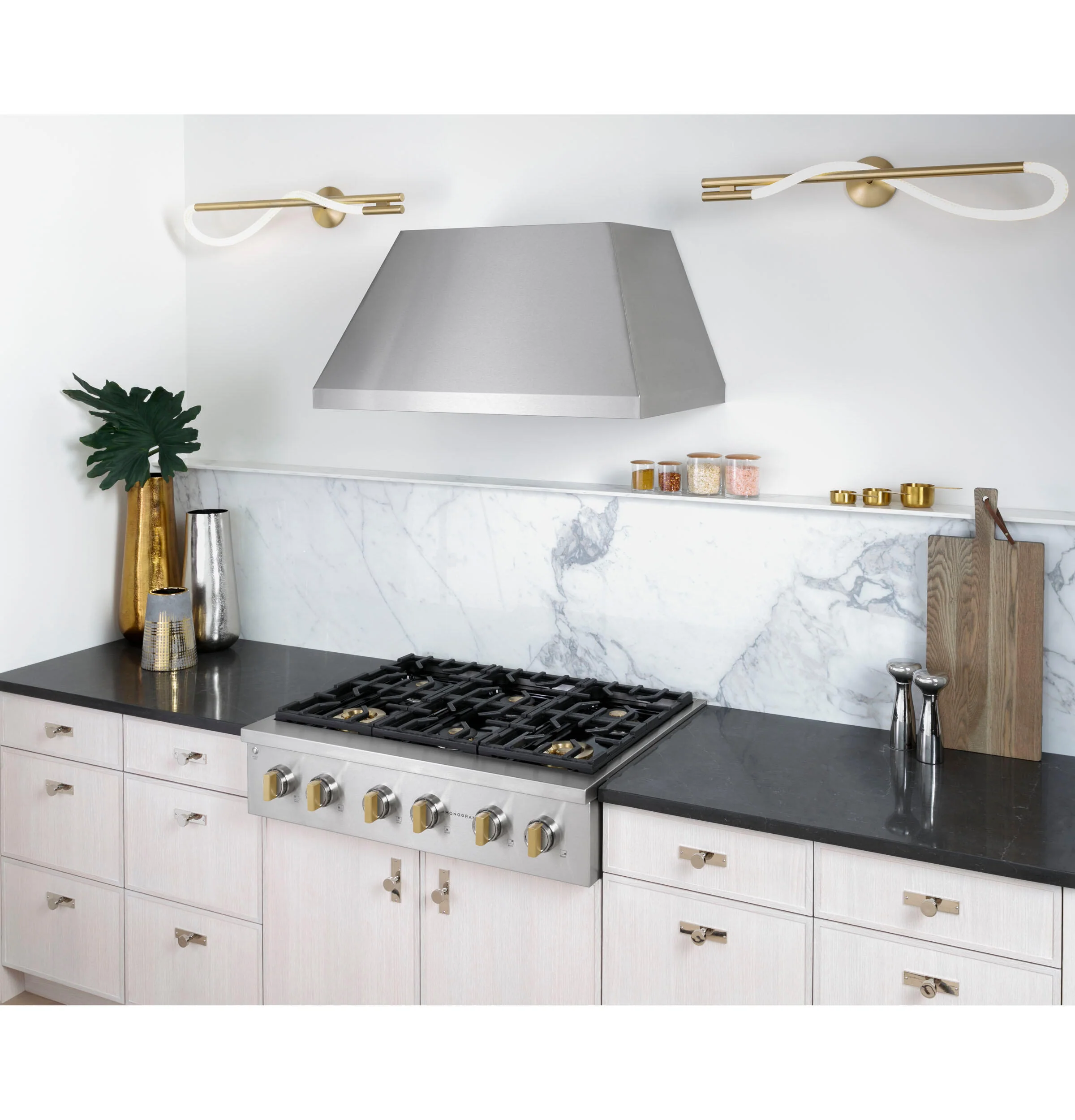 Monogram ZGU366NTSS Monogram 36" Professional Gas Rangetop With 6 Burners (Natural Gas) - Image 4