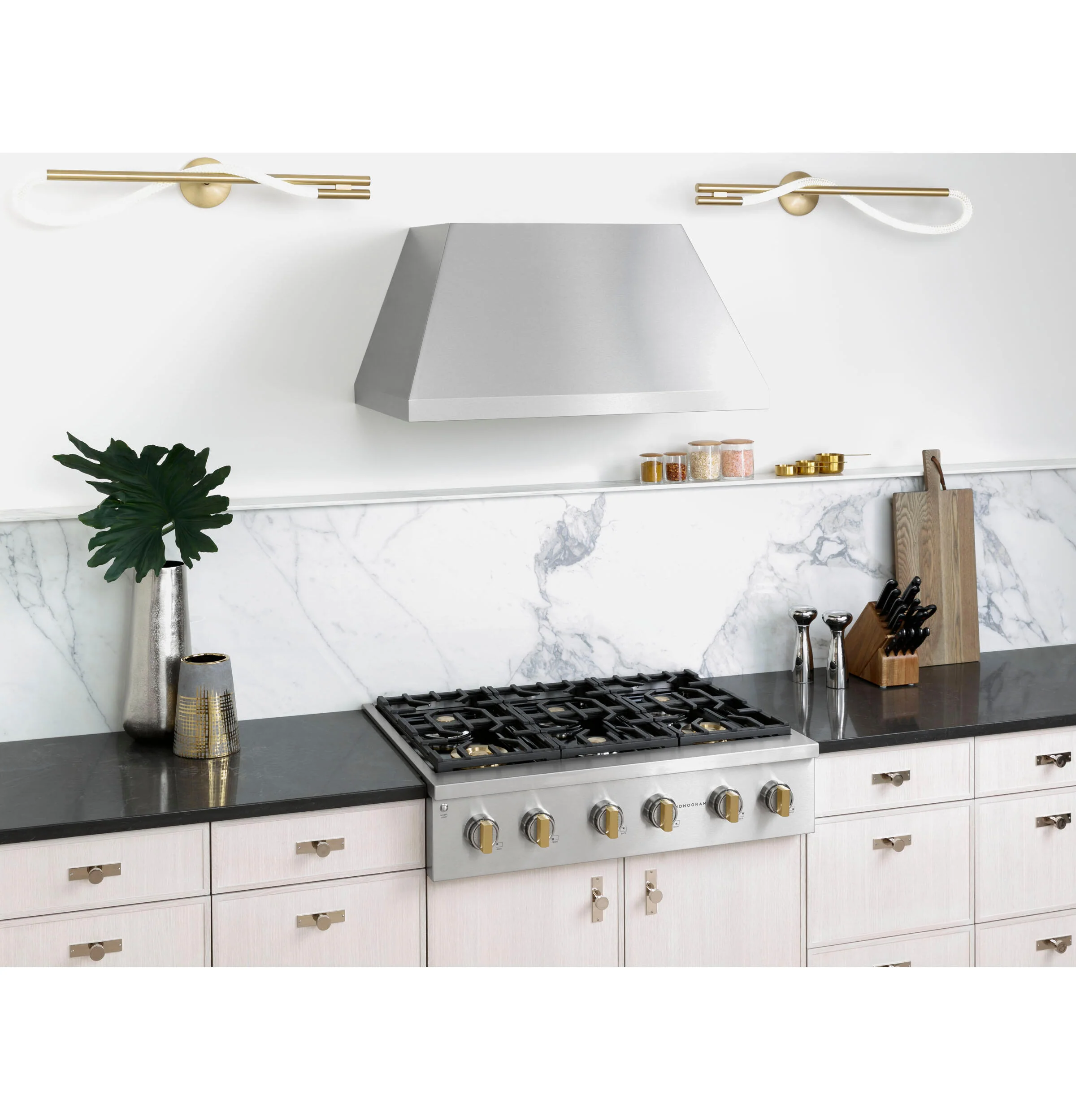 Monogram ZGU366NTSS Monogram 36" Professional Gas Rangetop With 6 Burners (Natural Gas) - Image 5