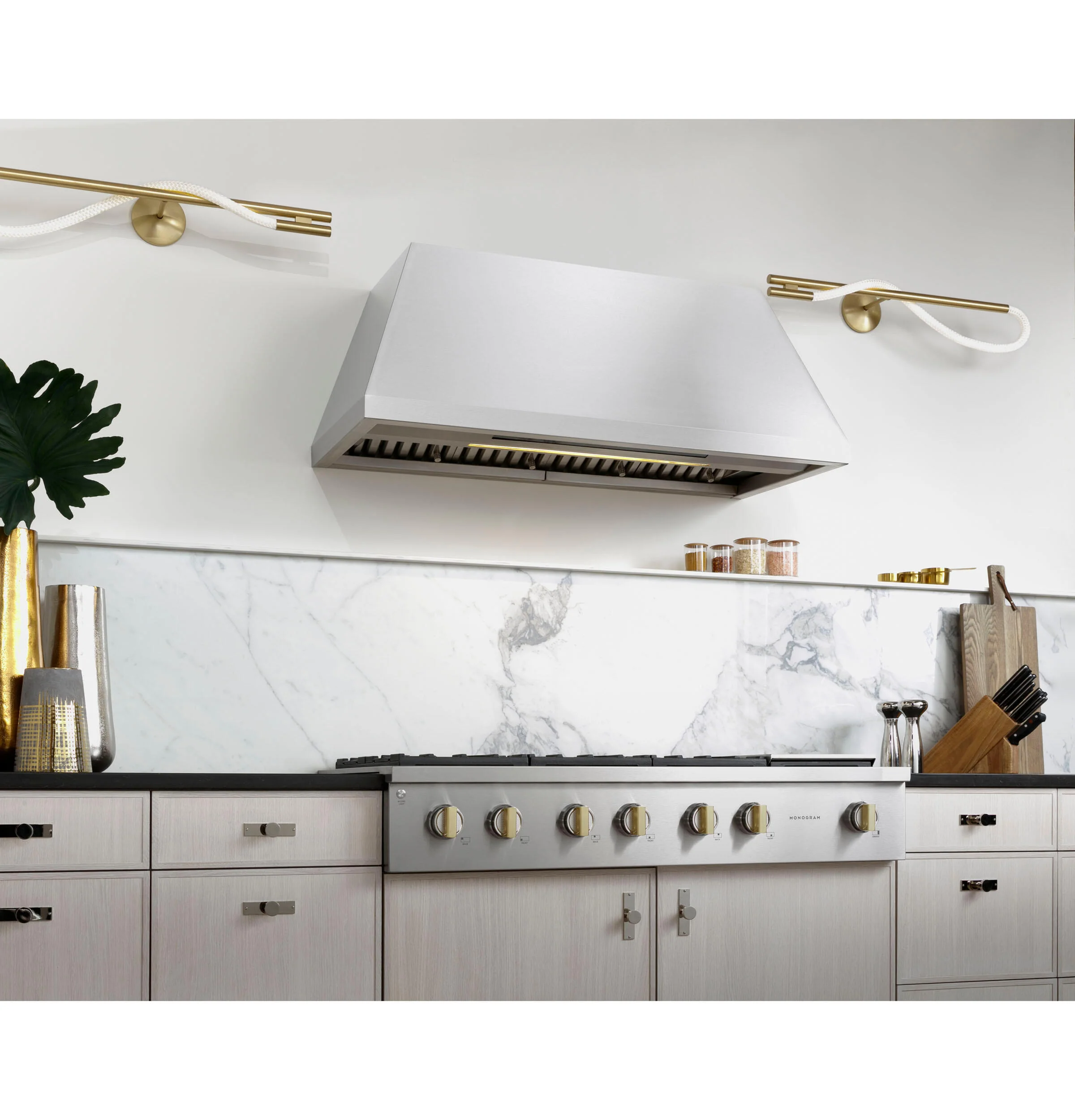 Monogram ZGU486NDTSS Monogram 48" Professional Gas Rangetop With 6 Burners And Griddle (Natural Gas) - Image 16