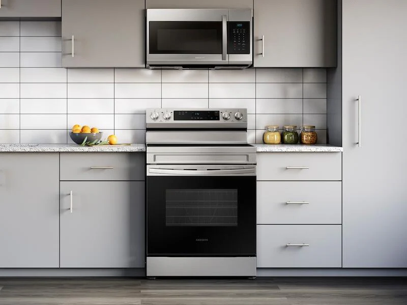 Samsung NE63A6111SS 6.3 Cu. Ft. Smart Freestanding Electric Range With Steam Clean In Stainless Steel - Image 3