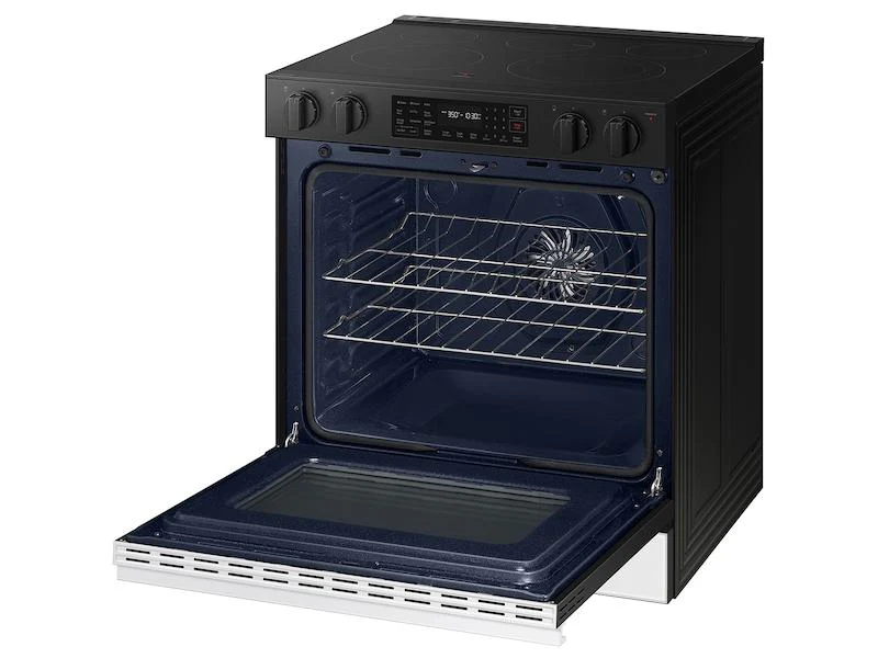 Samsung NSE6DB830012 Bespoke 6.3 Cu. Ft. Smart Slide-In Electric Range With Air Fry & Precision Knobs In White Glass - Image 10
