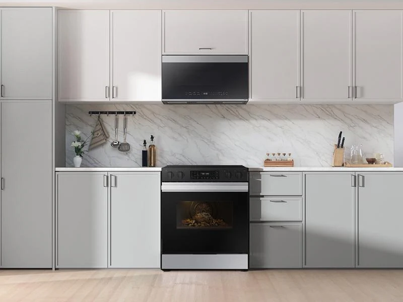 Samsung NSE6DG8300SR Bespoke 6.3 Cu. Ft. Smart Slide-In Electric Range With Air Fry & Precision Knobs In Stainless Steel - Image 3