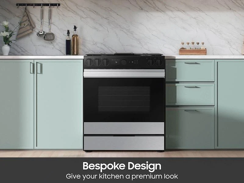Samsung NSG6DG8700SR Bespoke 6.0 Cu. Ft. Smart Slide-In Gas Range With Smart Oven Camera & Illuminated Precision Knobs In Stainless Steel - Image 4