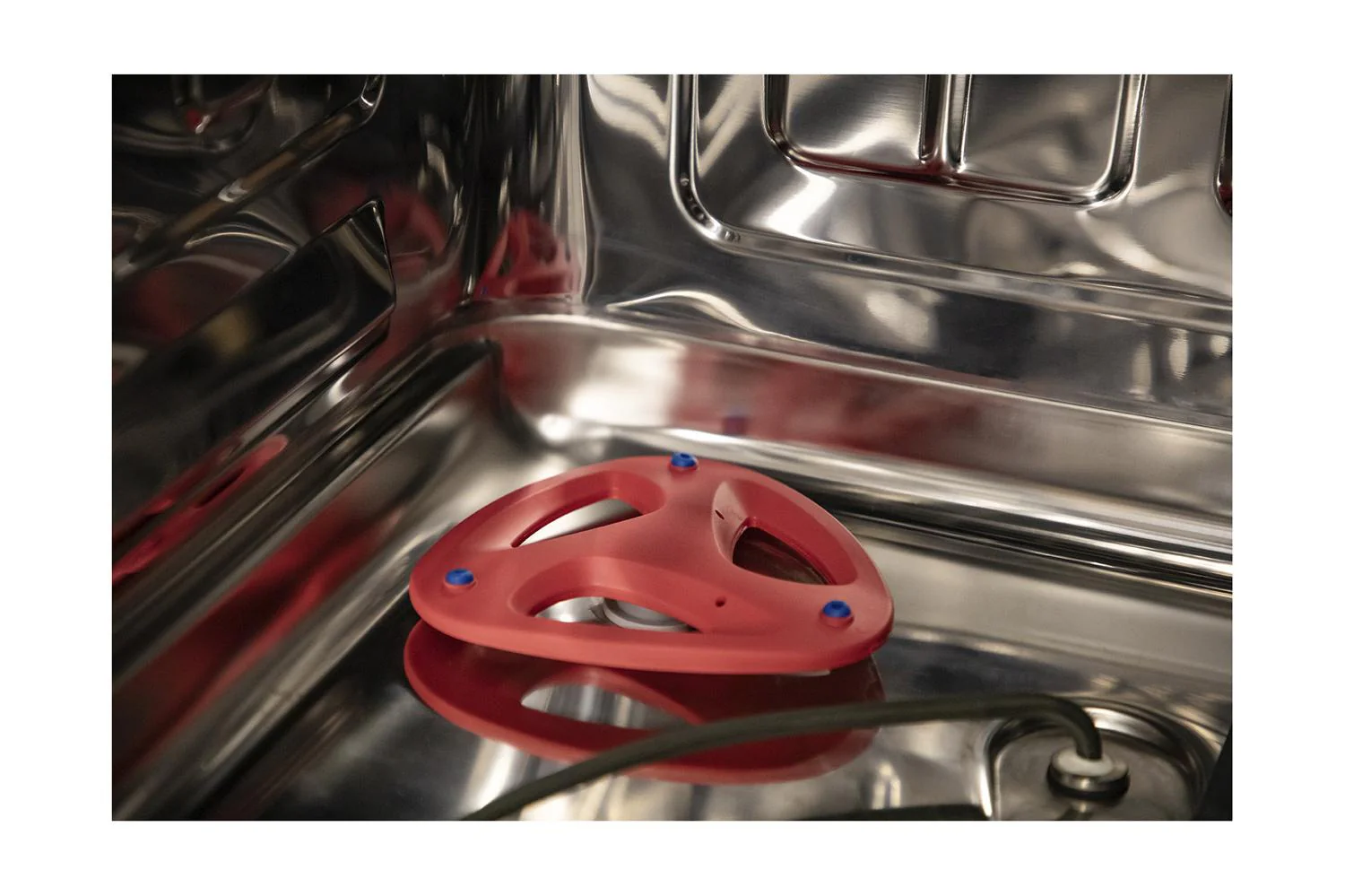 Sharp SDW6888JS 24 In. Slide-In Smart 42 Db Dishwasher - Image 18