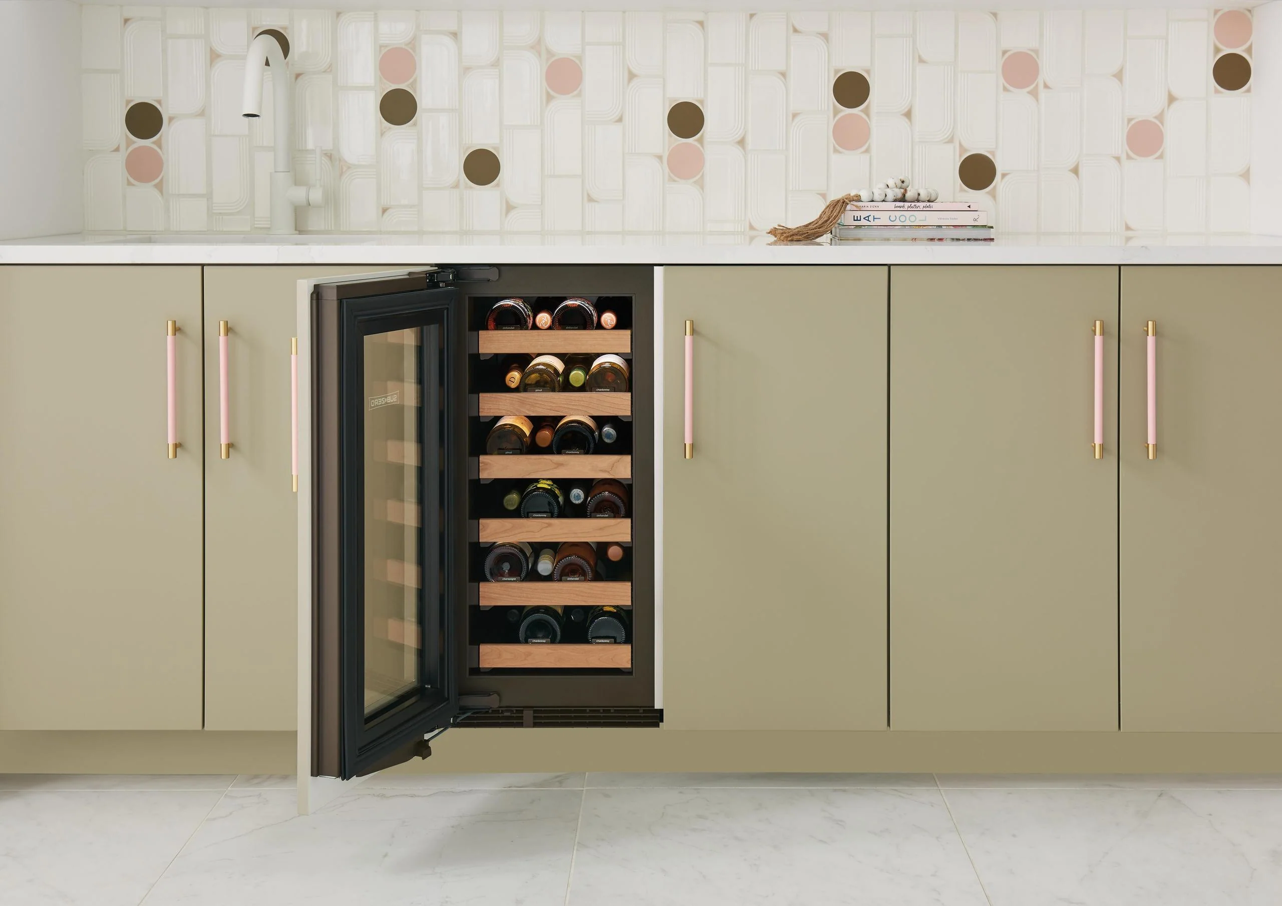 Sub-Zero DEU1550WAR 15" Designer Undercounter Wine Storage - Panel Ready - Image 4