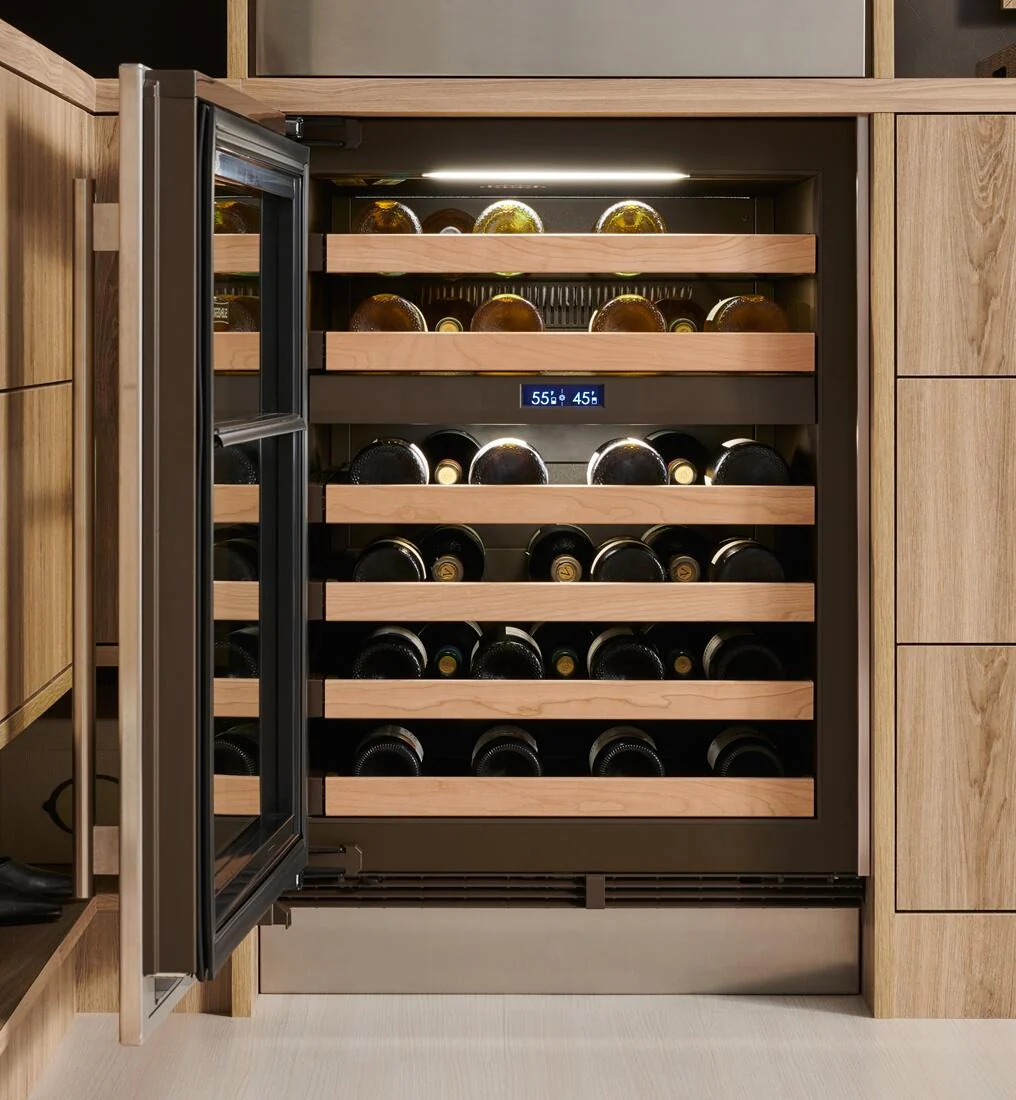 Sub-Zero DEU2450WL 24" Designer Undercounter Wine Storage - Panel Ready - Image 3