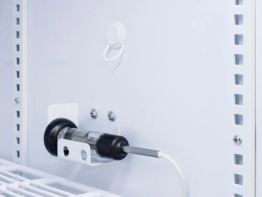 Summit AFZ1PVDL2BLHD 1.4 Cu.Ft. Vaccine Freezer - Image 9