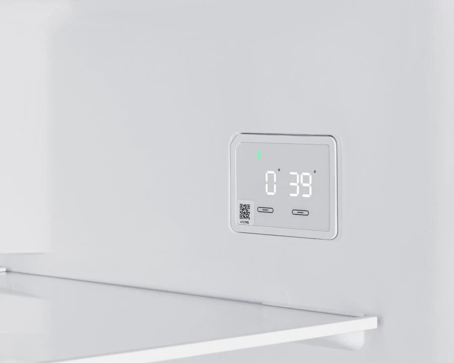 Summit CTR152B 28" Wide Top-Mount Refrigerator-Freezer - Image 8