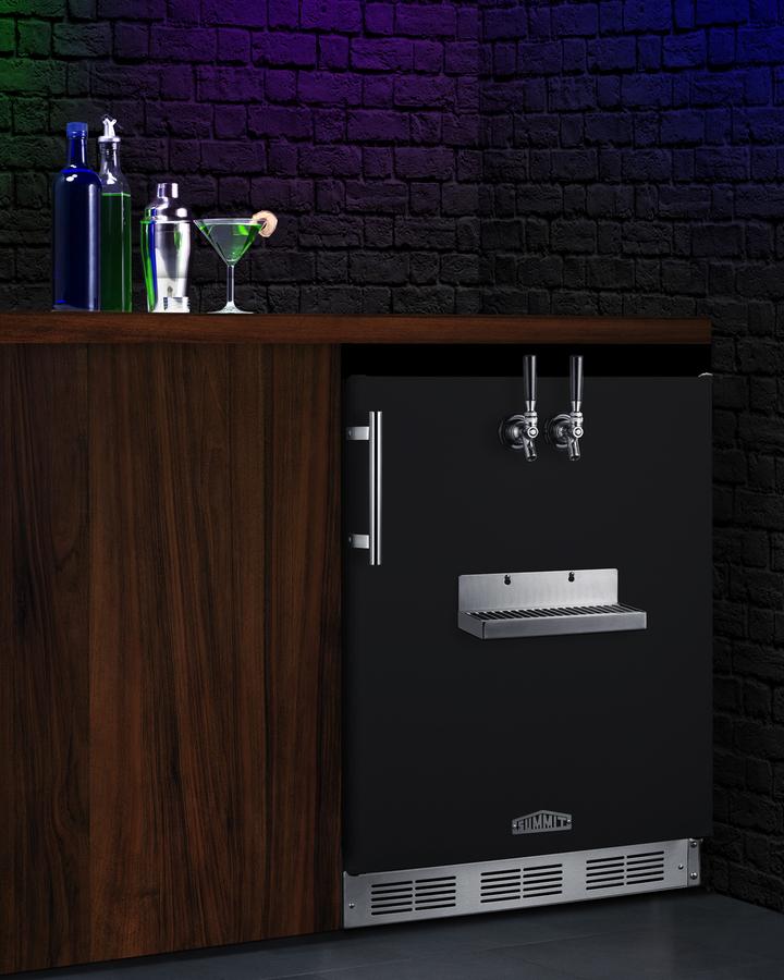 Summit SBC58BFRTPCFADA 24" Wide Front Tap Built-In Cold Brew Coffee Kegerator, Ada-Compliant - Image 3