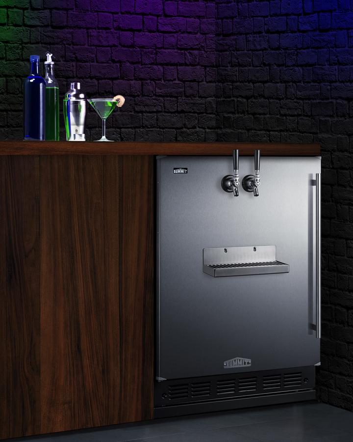 Summit SBC7BRSFRTPCFLHD 24" Wide Front Tap Built-In Cold Brew Coffee Kegerator - Image 2
