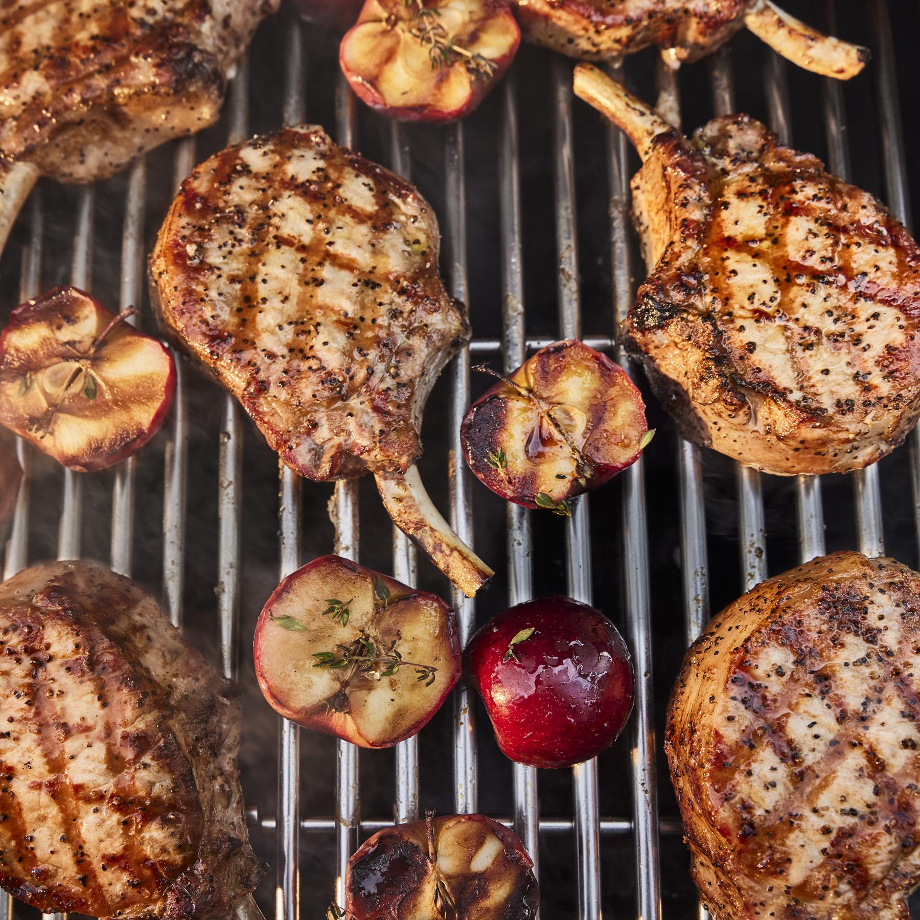 Weber 1500539 Genesis S-415 Gas Grill (Liquid Propane) - Stainless Steel - Image 7