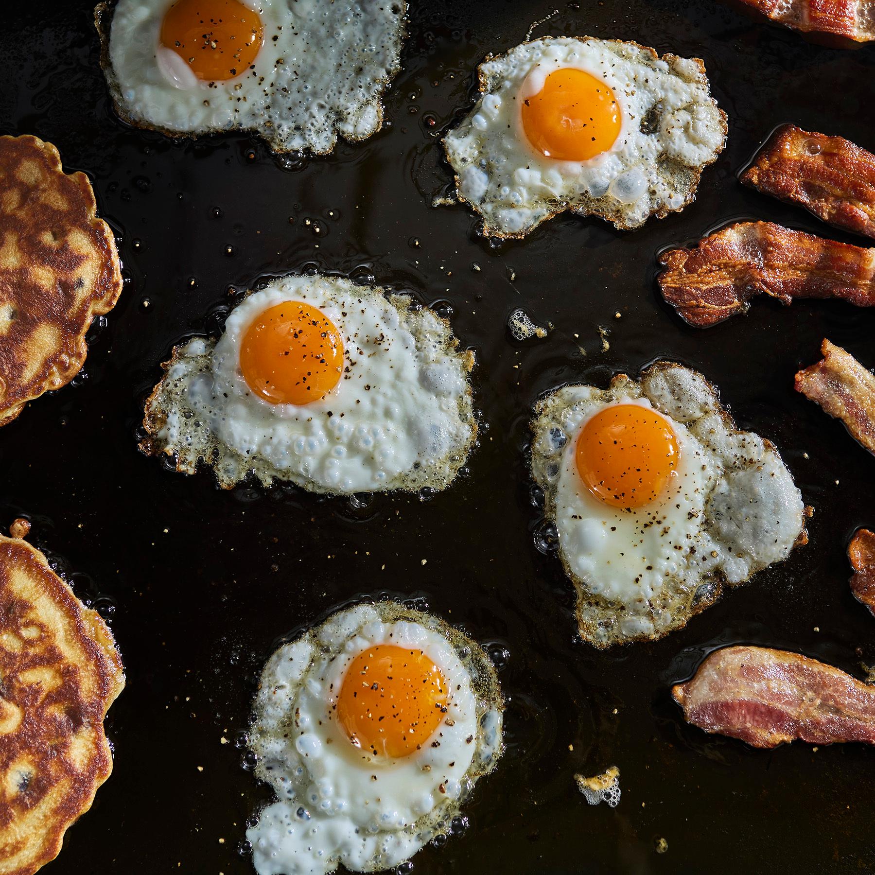 Weber 1501006 Weber® 36" Rust-Resistant Griddle - Black - Image 7