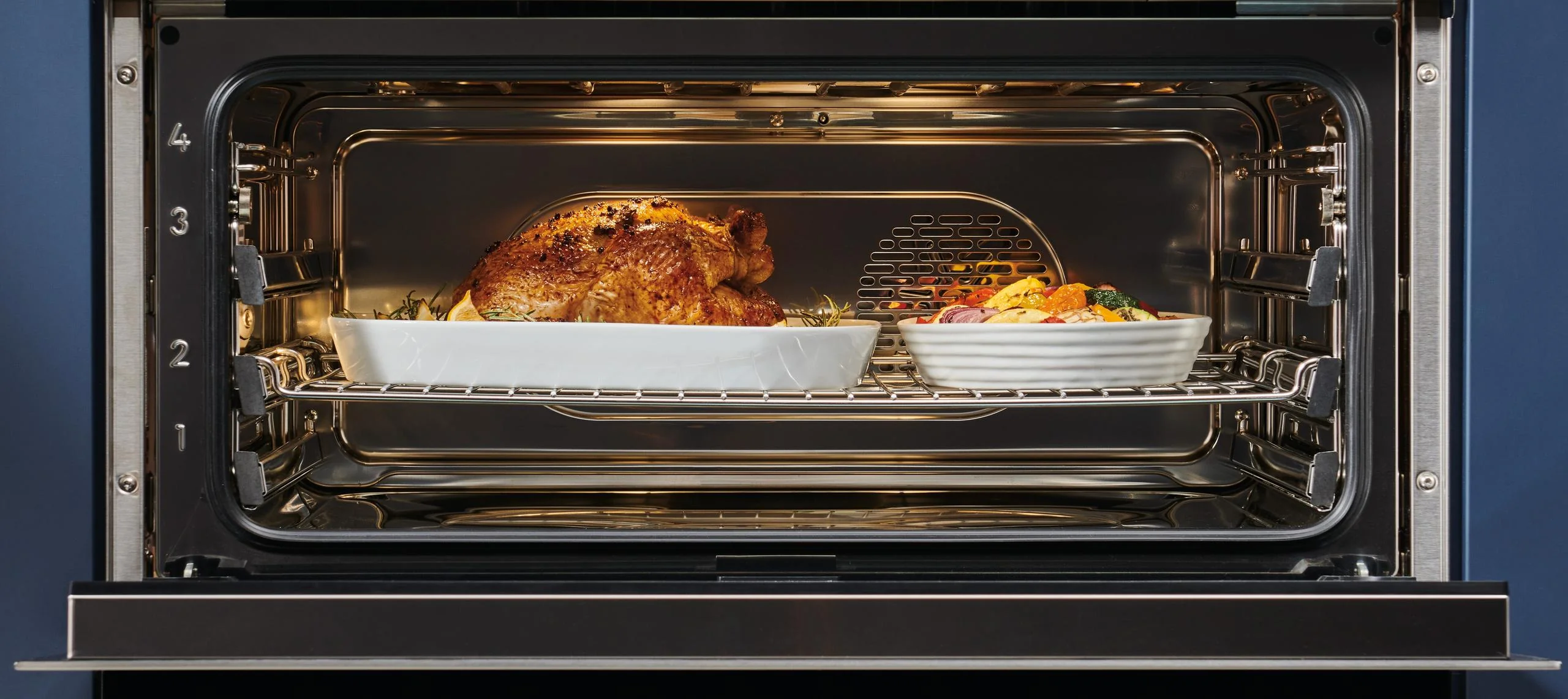 Wolf CSO3050PESP 30" E Series Professional Convection Steam Oven - Image 4
