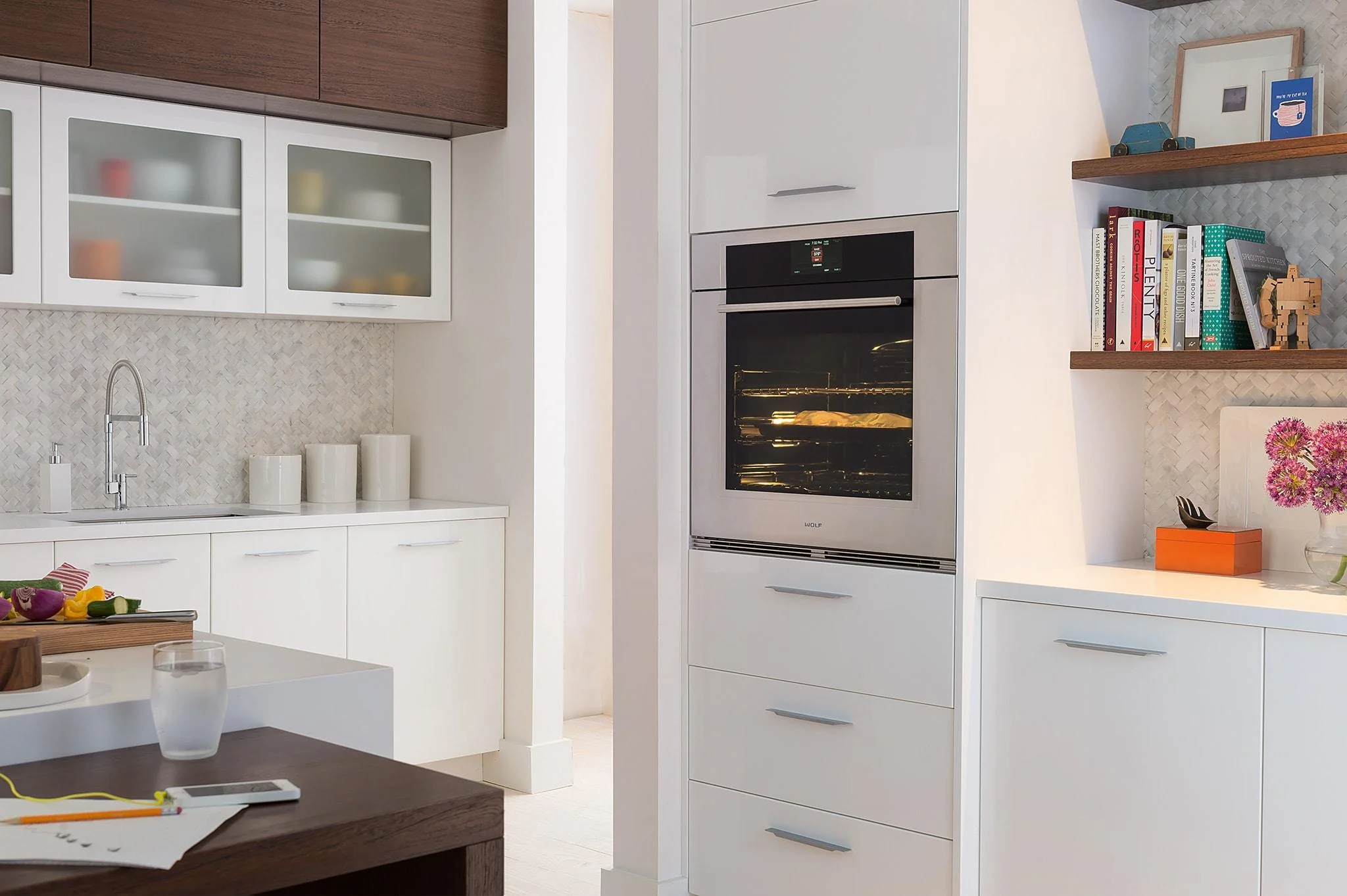 Wolf SO3050TMST 30" M Series Transitional Built-In Single Oven - Image 3