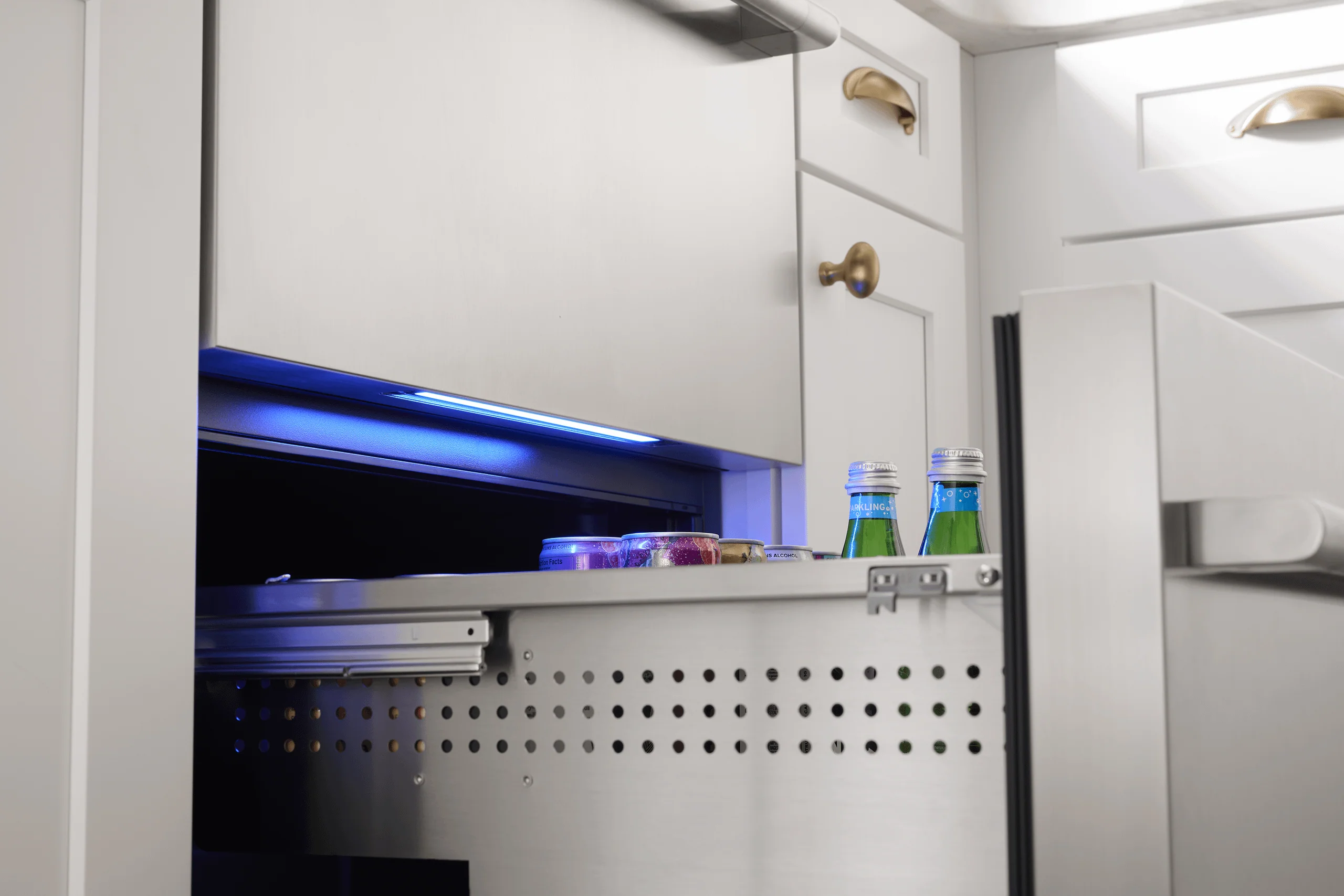 Zephyr PRRFD24C2AS Presrv Refrigerator Freezer Drawers, 24In, Ss - Image 17