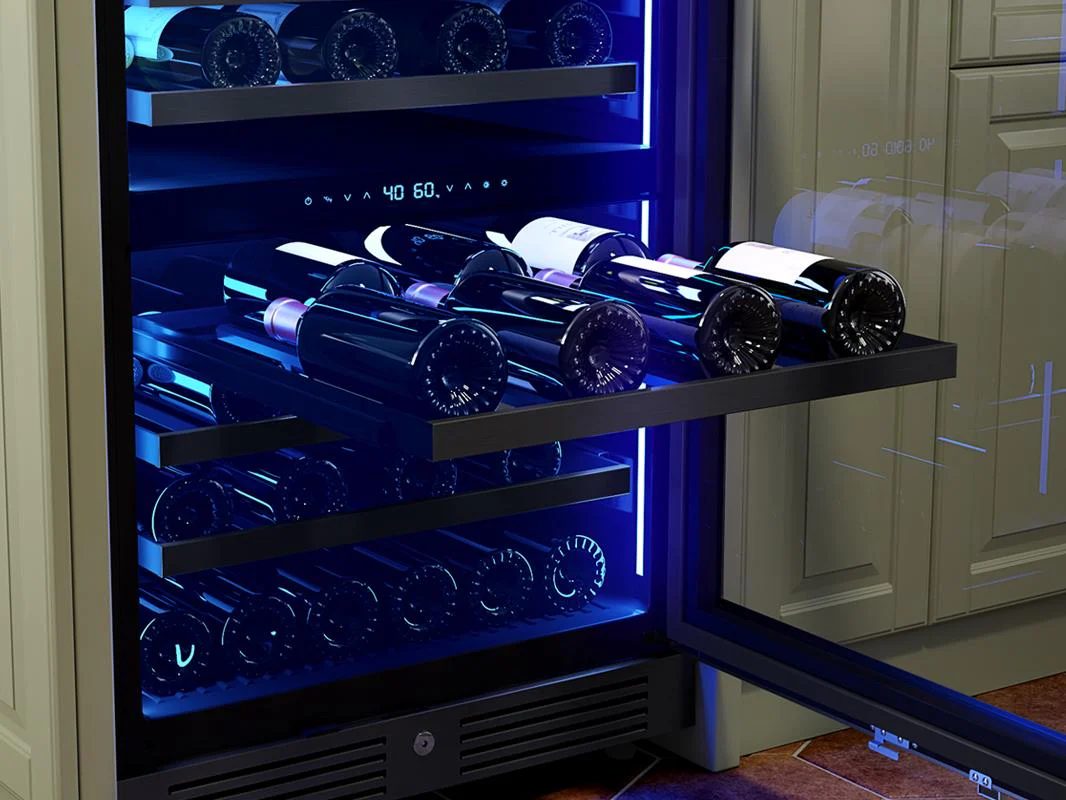 Zephyr PRW24C02CBSG 24" Black Stainless Dual Zone Wine Cooler - Image 4